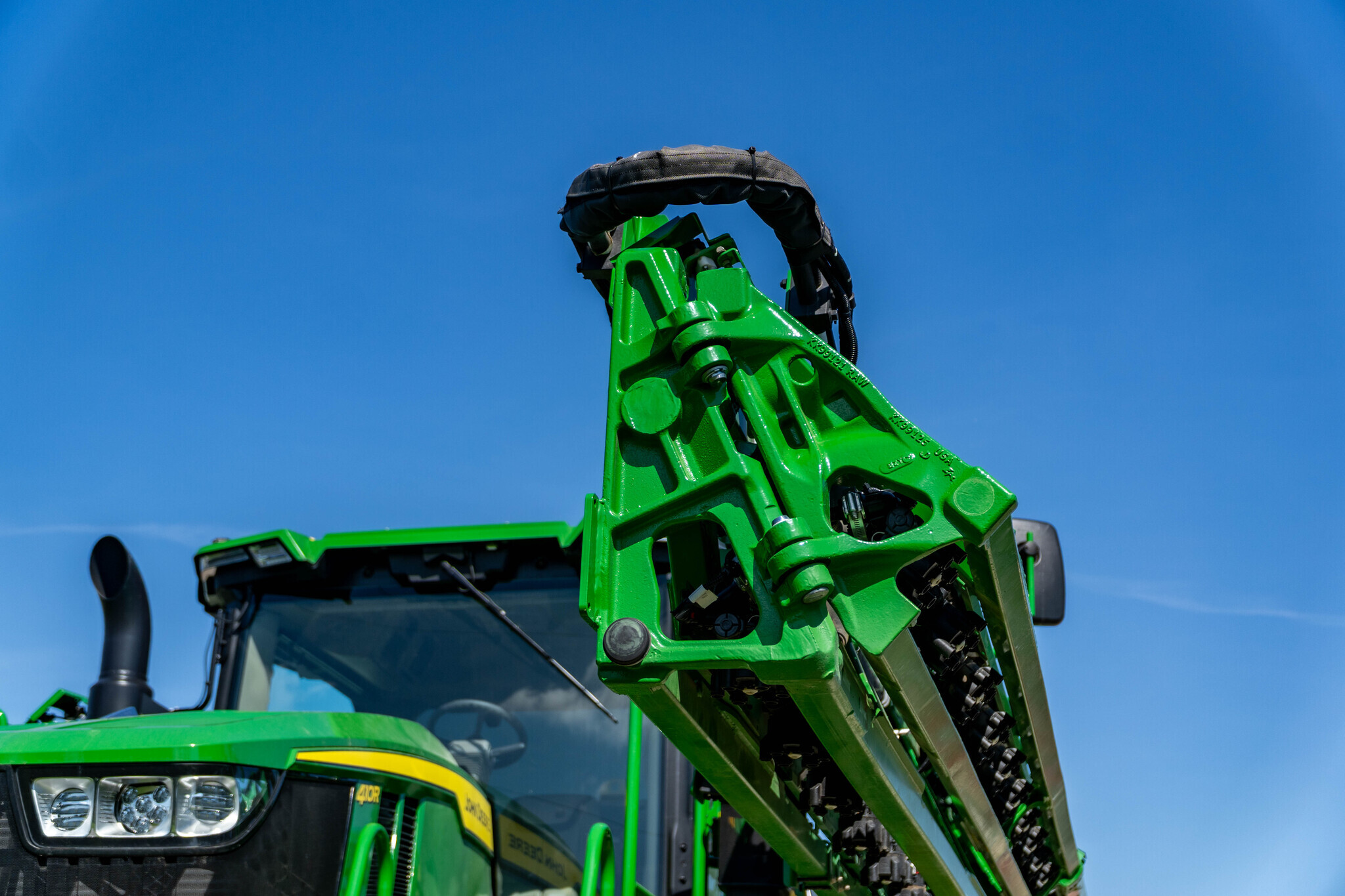 2025 John Deere 410R Self-Propelled Sprayer