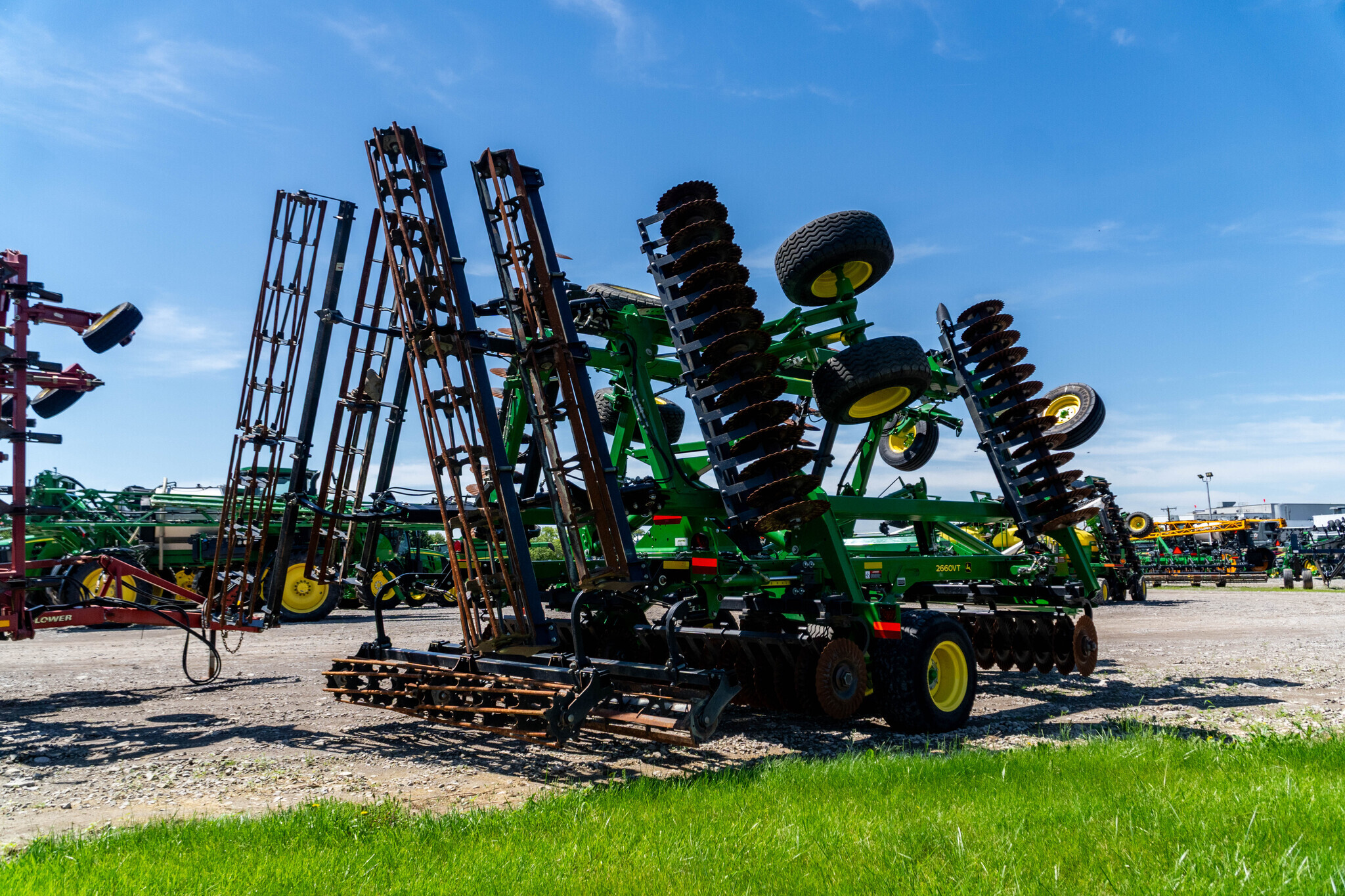 2023 John Deere 2660VT Vertical Tillage