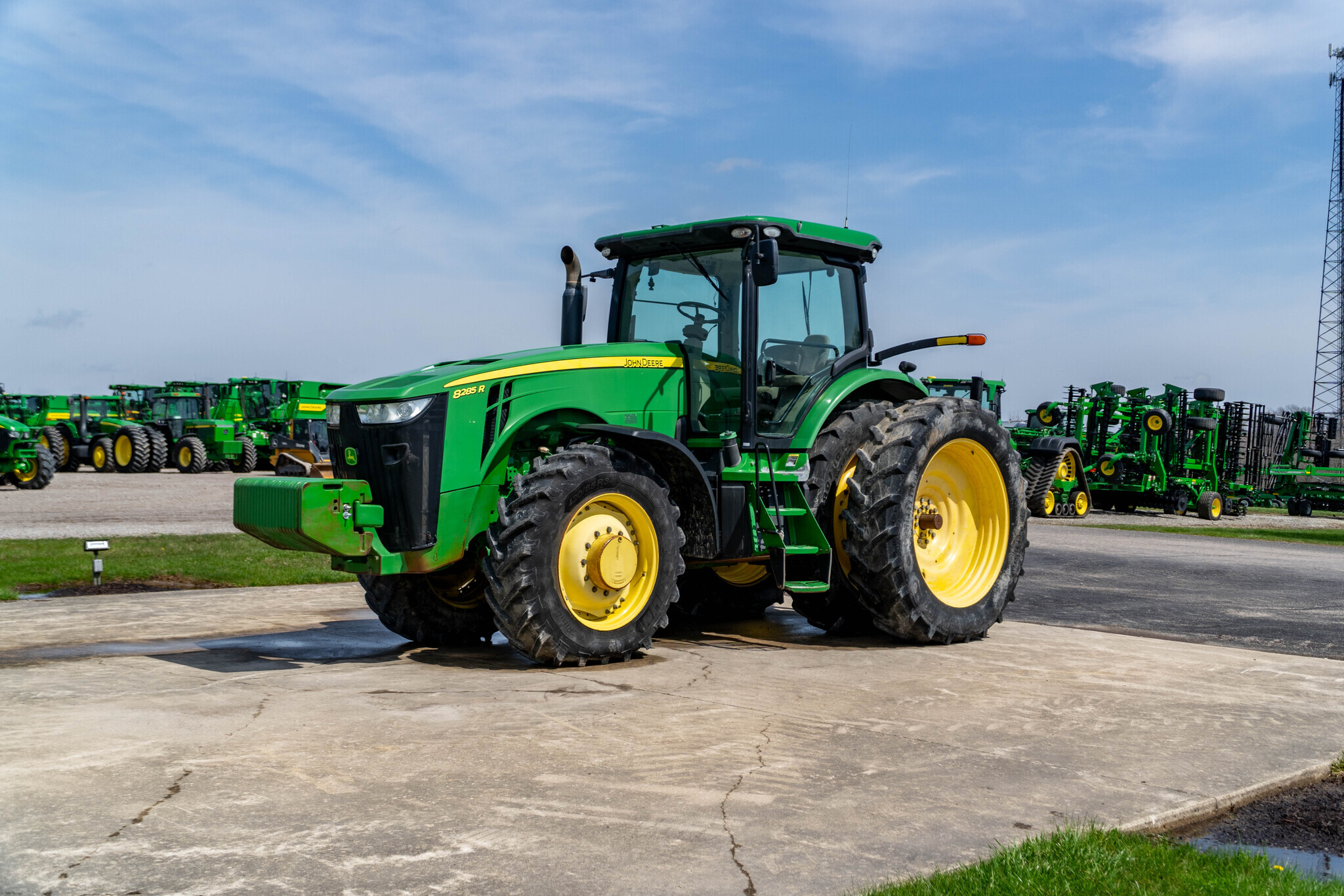 2013 John Deere 8285R Tractor