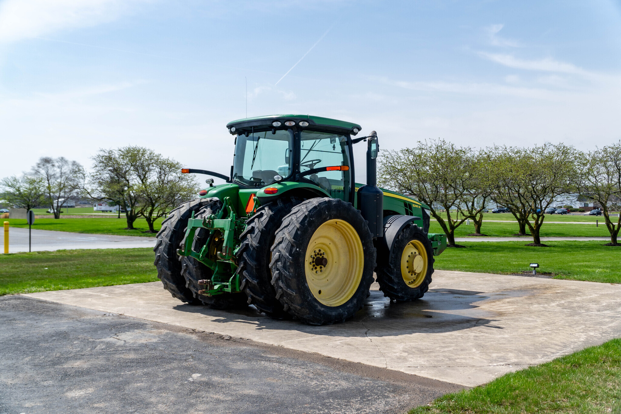 2013 John Deere 8285R Tractor