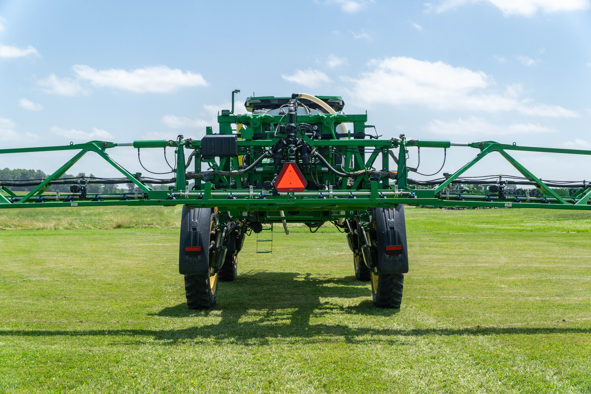 2022 John Deere 410R Self-Propelled Sprayer