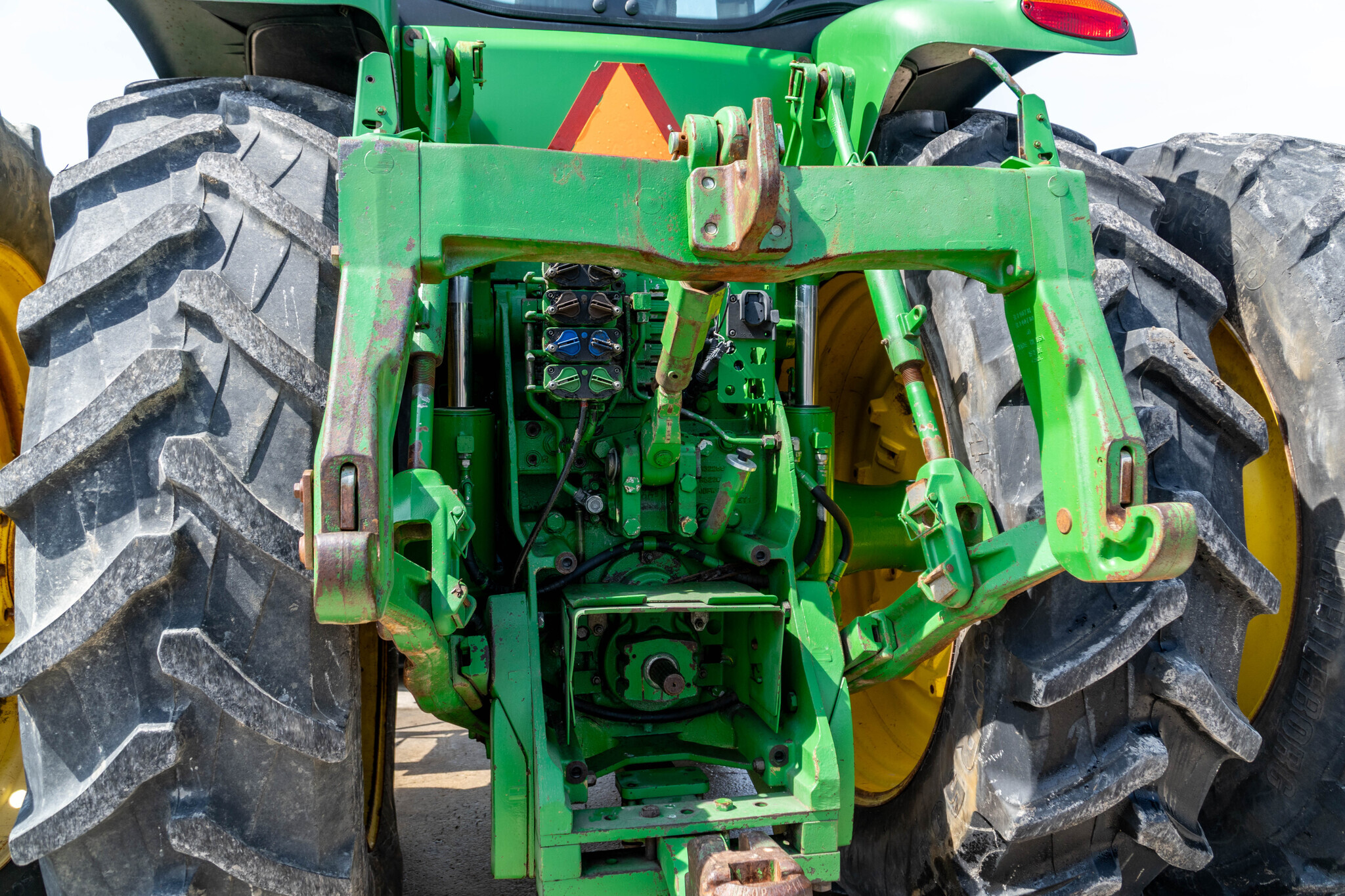 2013 John Deere 8285R Tractor