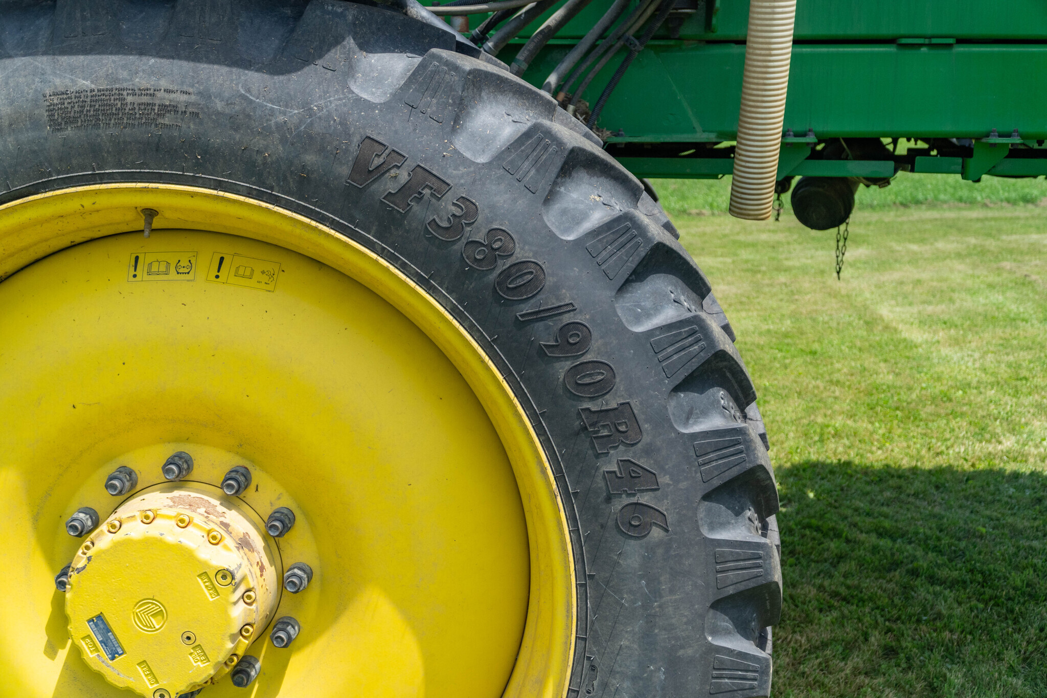 2022 John Deere 410R Self-Propelled Sprayer