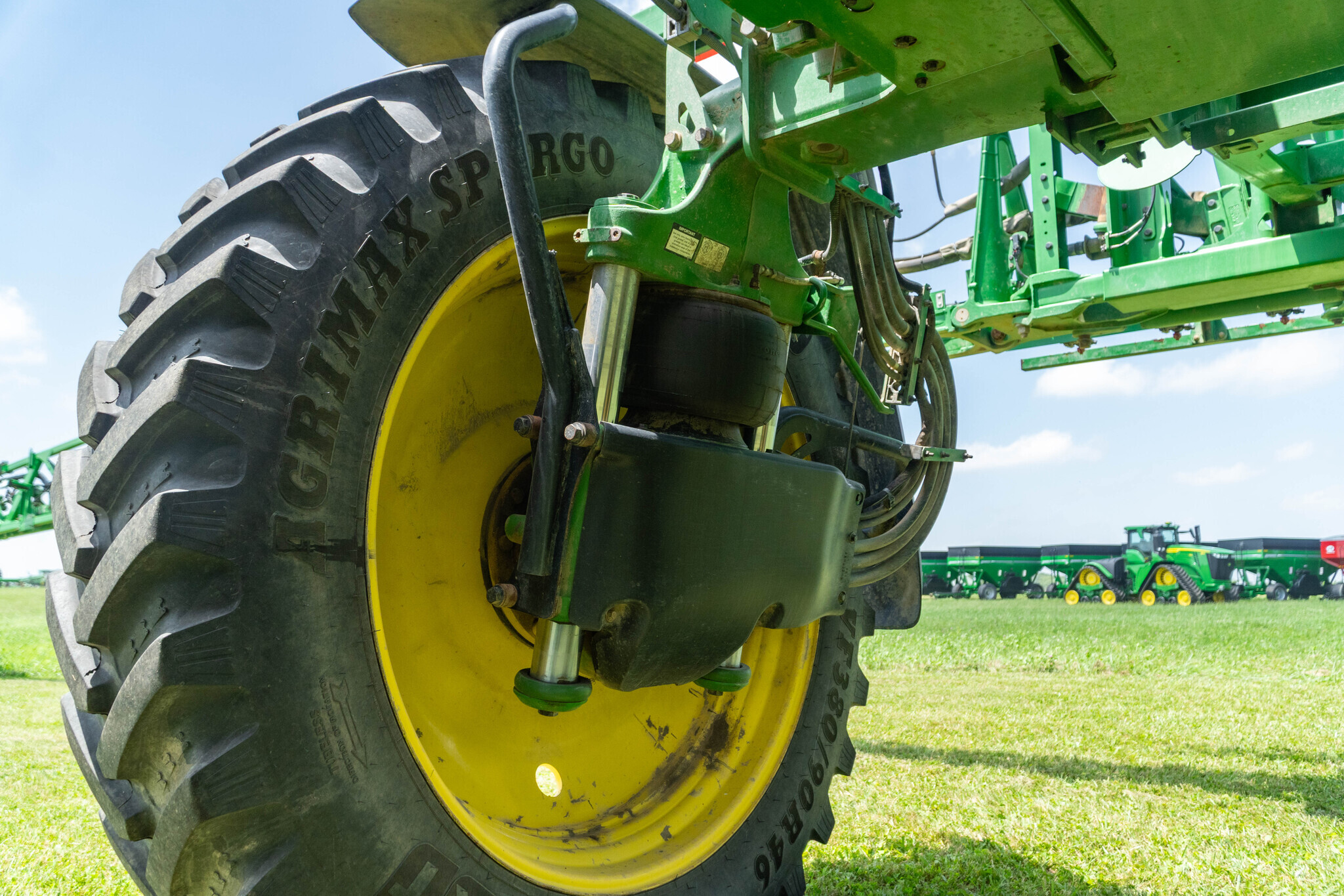 2022 John Deere 410R Self-Propelled Sprayer