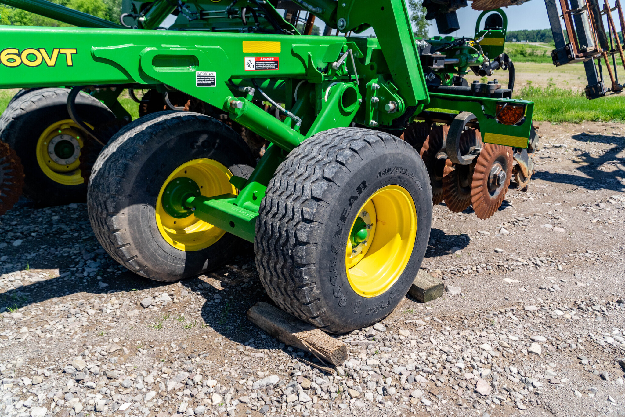 2023 John Deere 2660VT Vertical Tillage