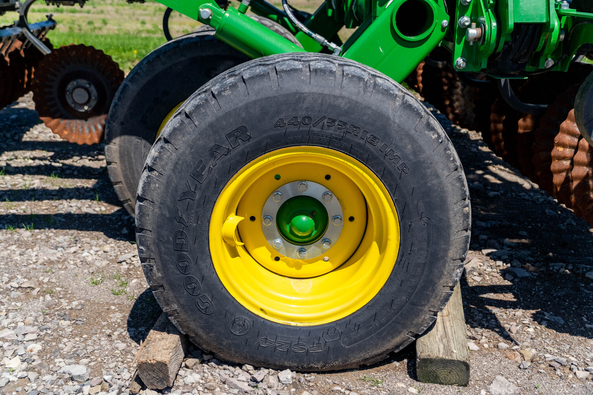 2023 John Deere 2660VT Vertical Tillage