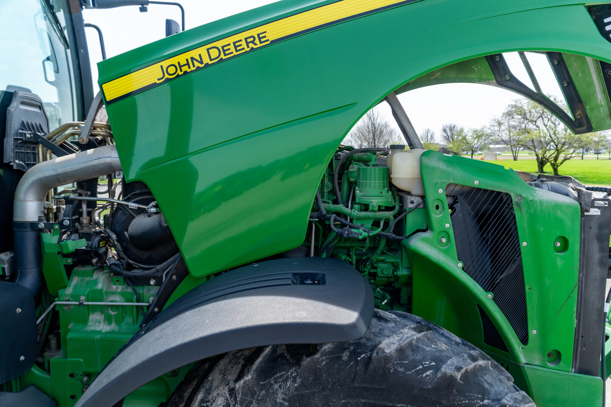 2013 John Deere 8285R Tractor