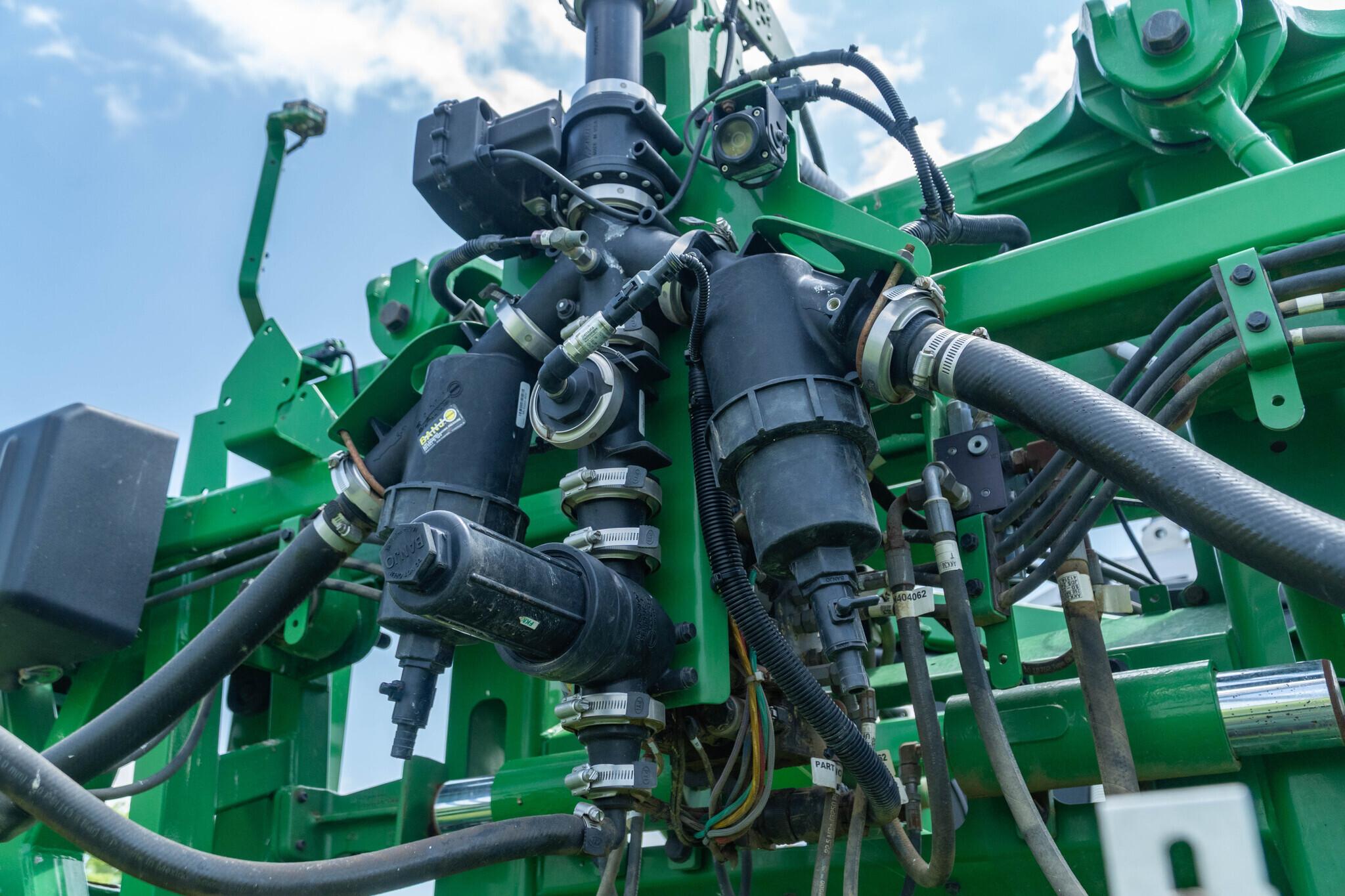 2022 John Deere 410R Self-Propelled Sprayer