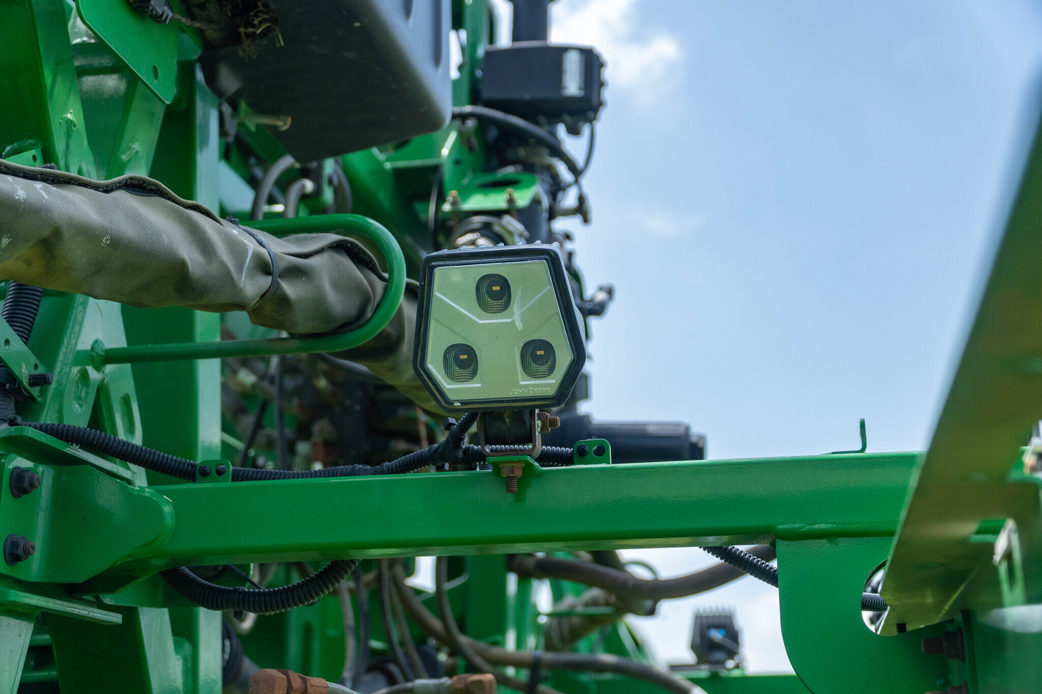 2022 John Deere 410R Self-Propelled Sprayer