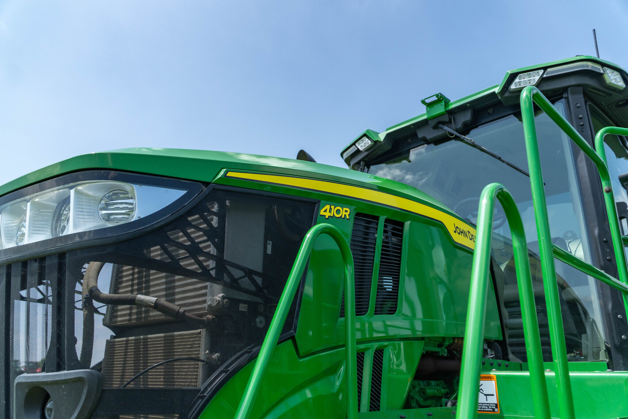 2022 John Deere 410R Self-Propelled Sprayer
