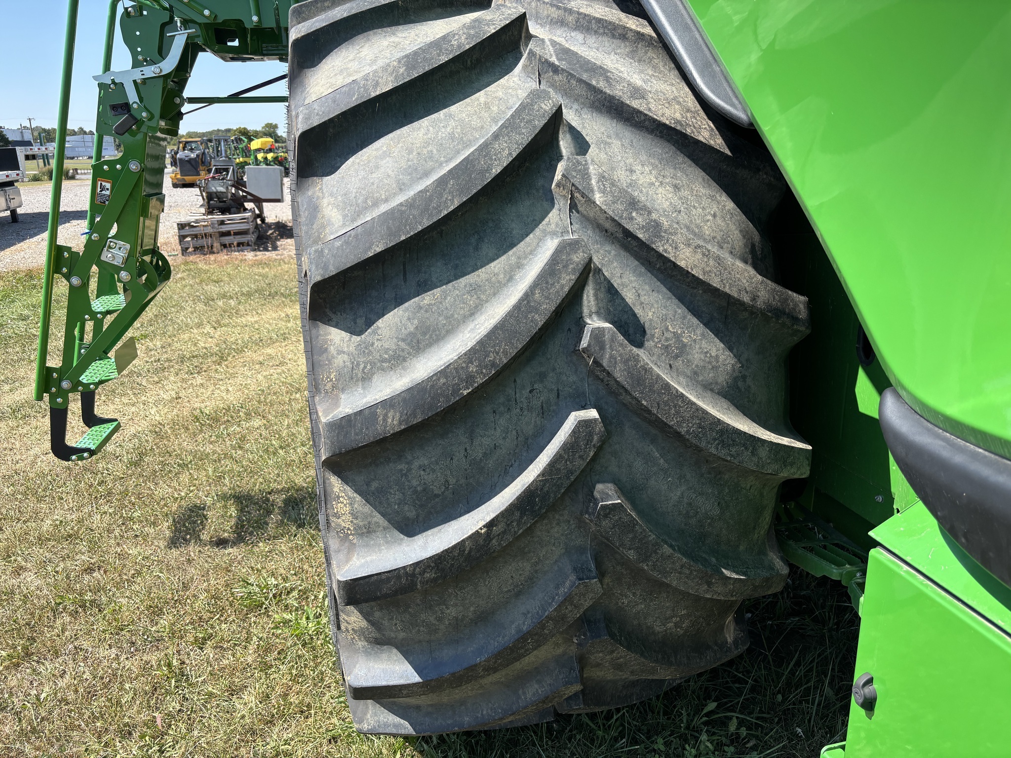 2024 John Deere X9 1100 Combine