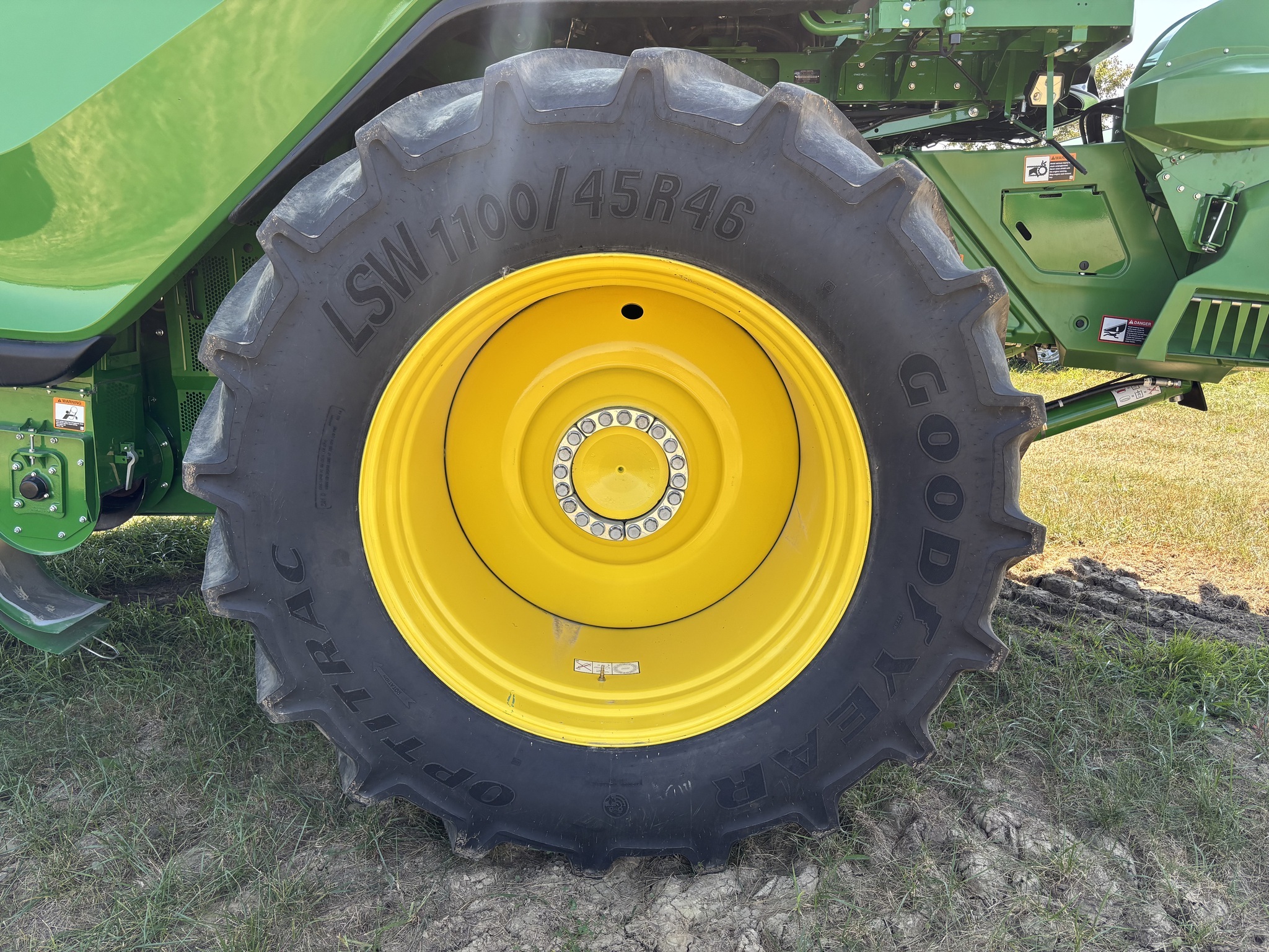 2024 John Deere X9 1100 Combine