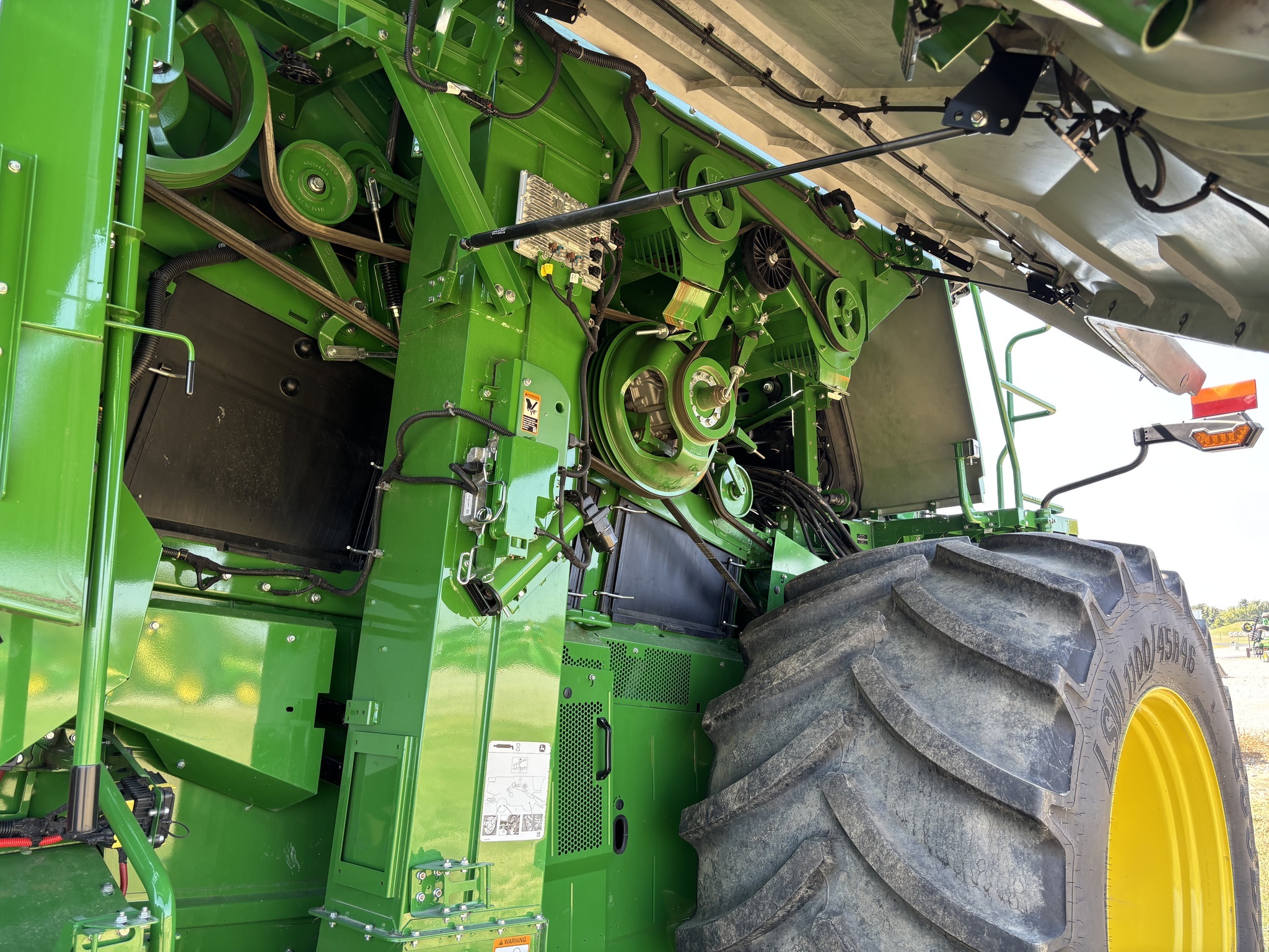 2024 John Deere X9 1100 Combine