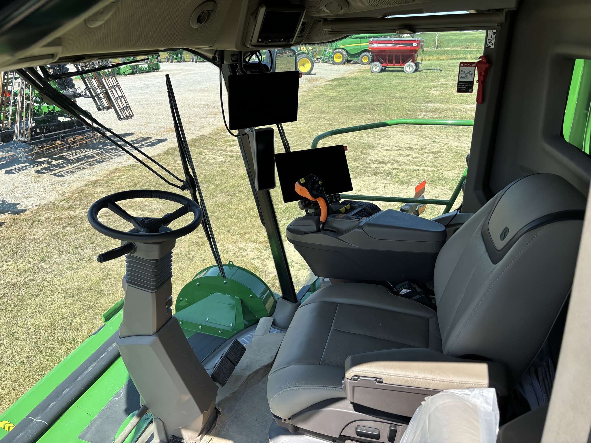 2024 John Deere X9 1100 Combine