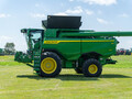 2025 John Deere S7 700 Combine