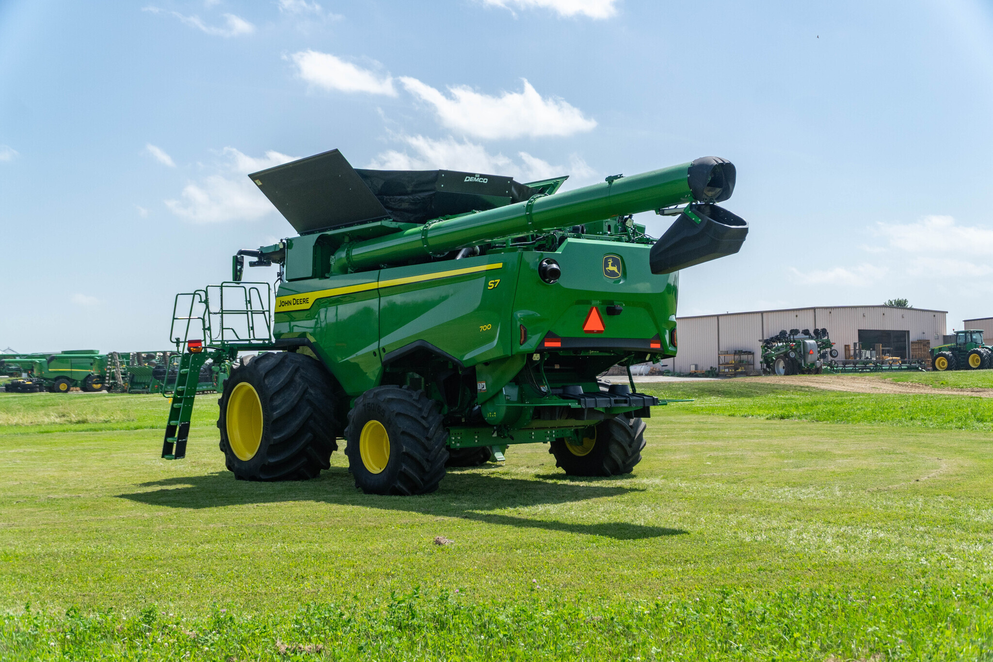 2025 John Deere S7 700 Combine