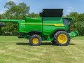 2025 John Deere S7 700 Combine