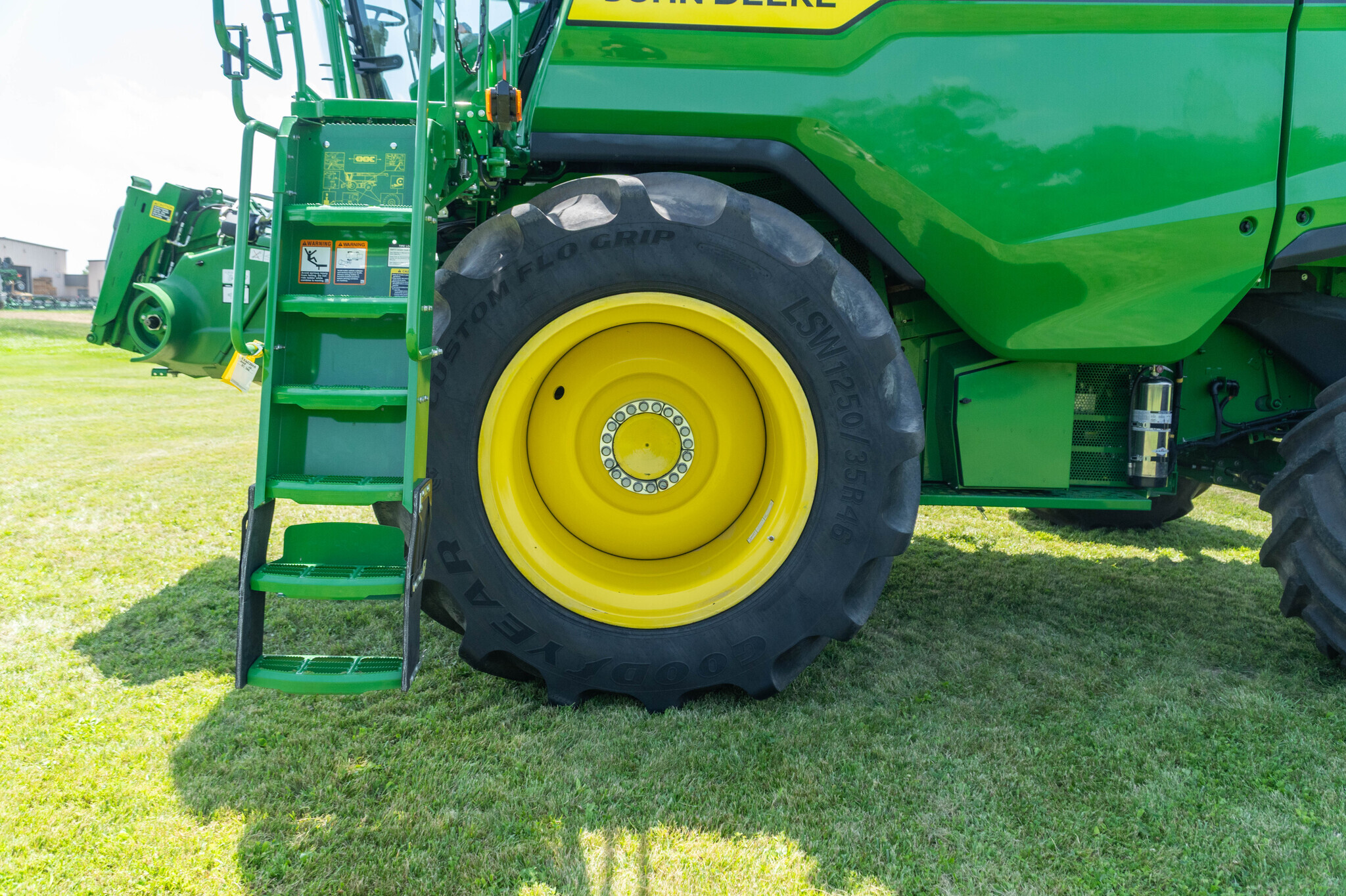 2025 John Deere S7 700 Combine