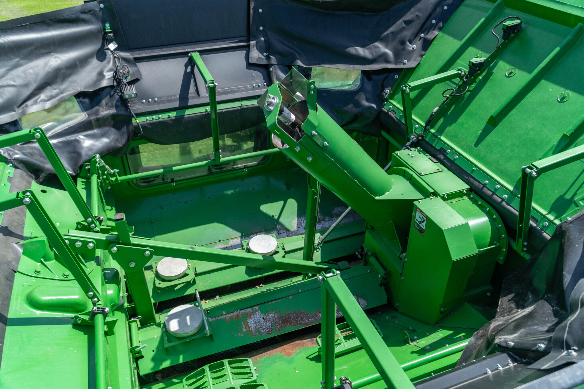 2025 John Deere S7 700 Combine