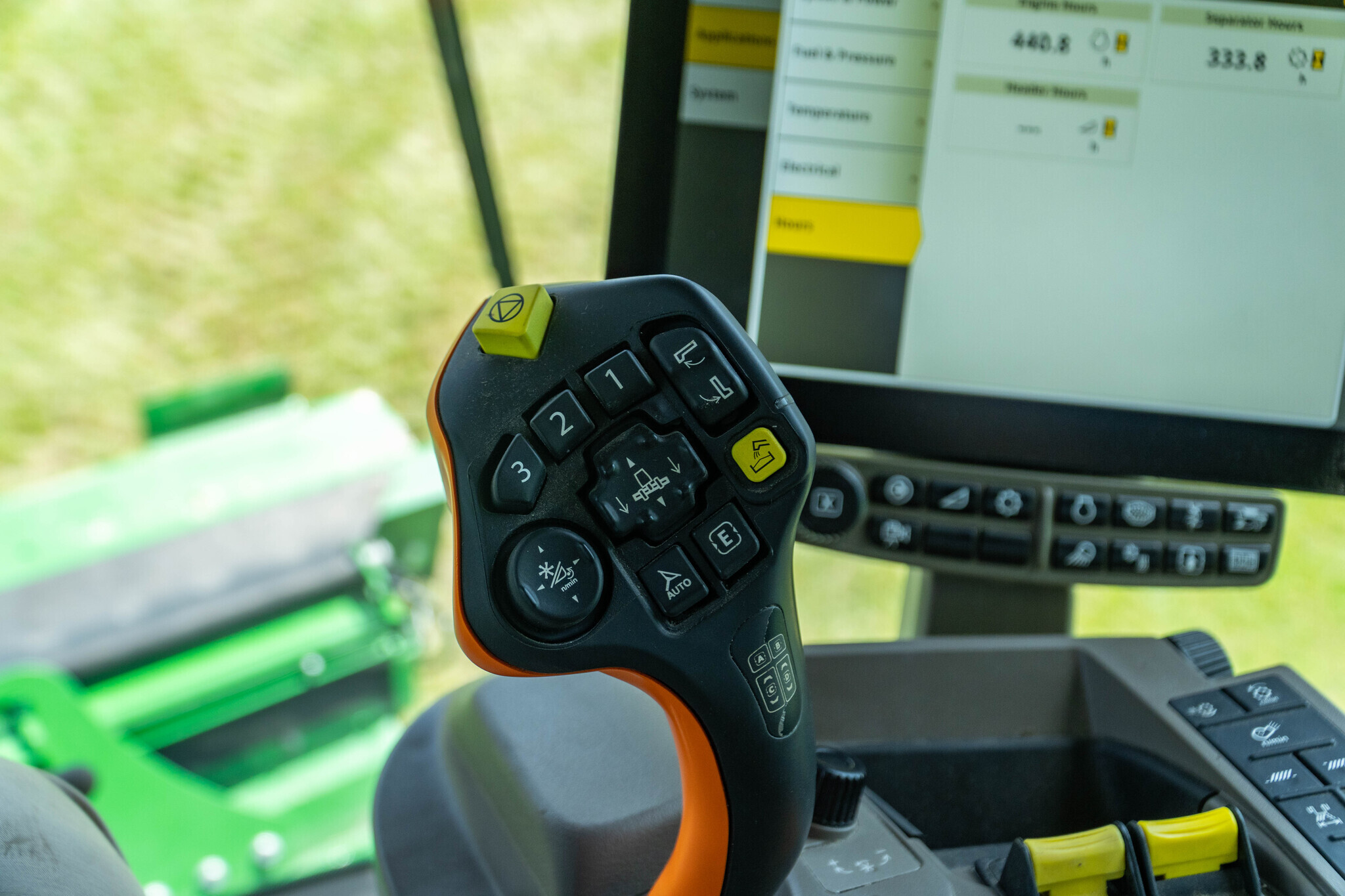 2025 John Deere S7 700 Combine