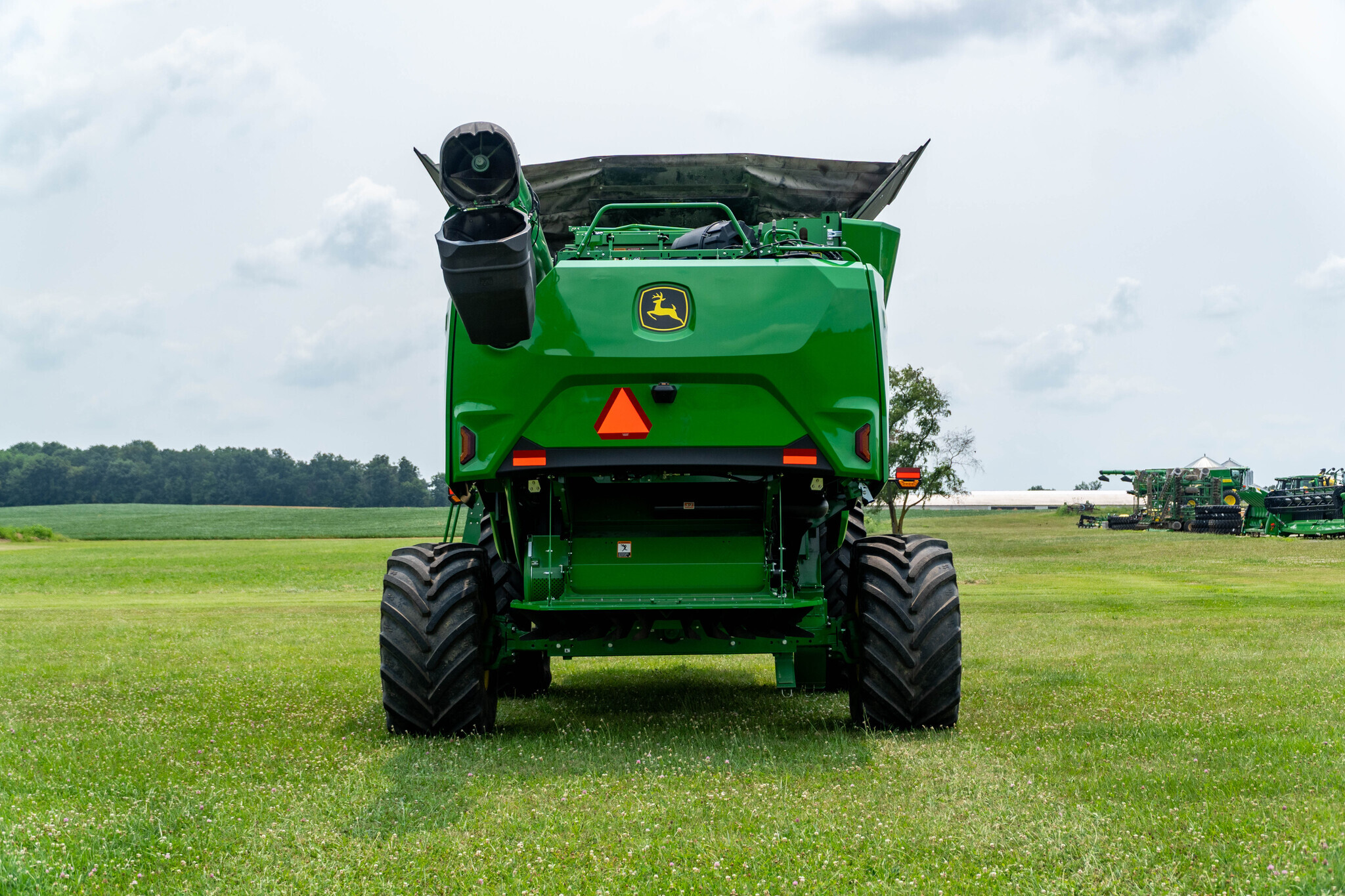 2025 John Deere S7 600 Combine
