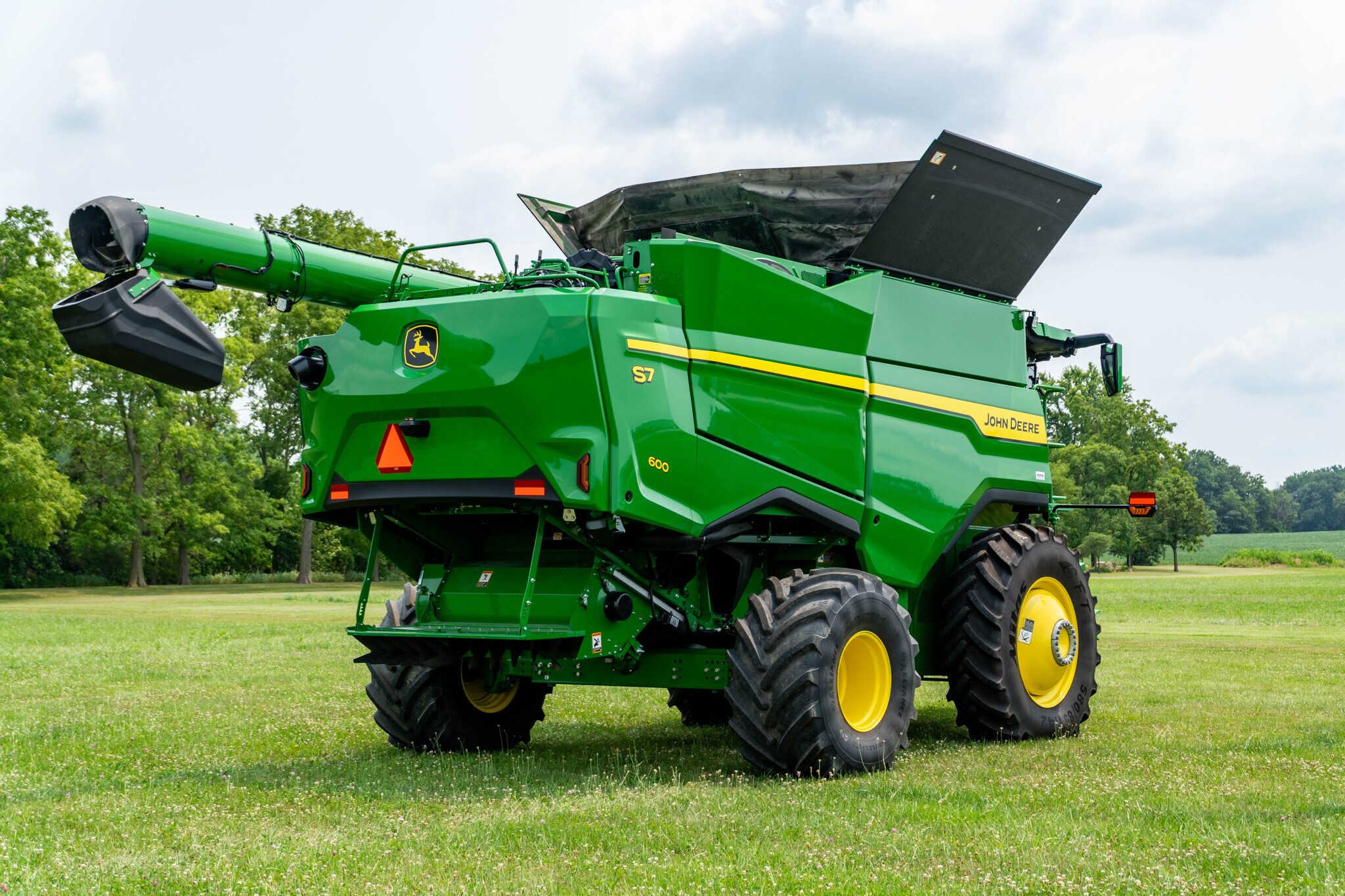 2025 John Deere S7 600 Combine