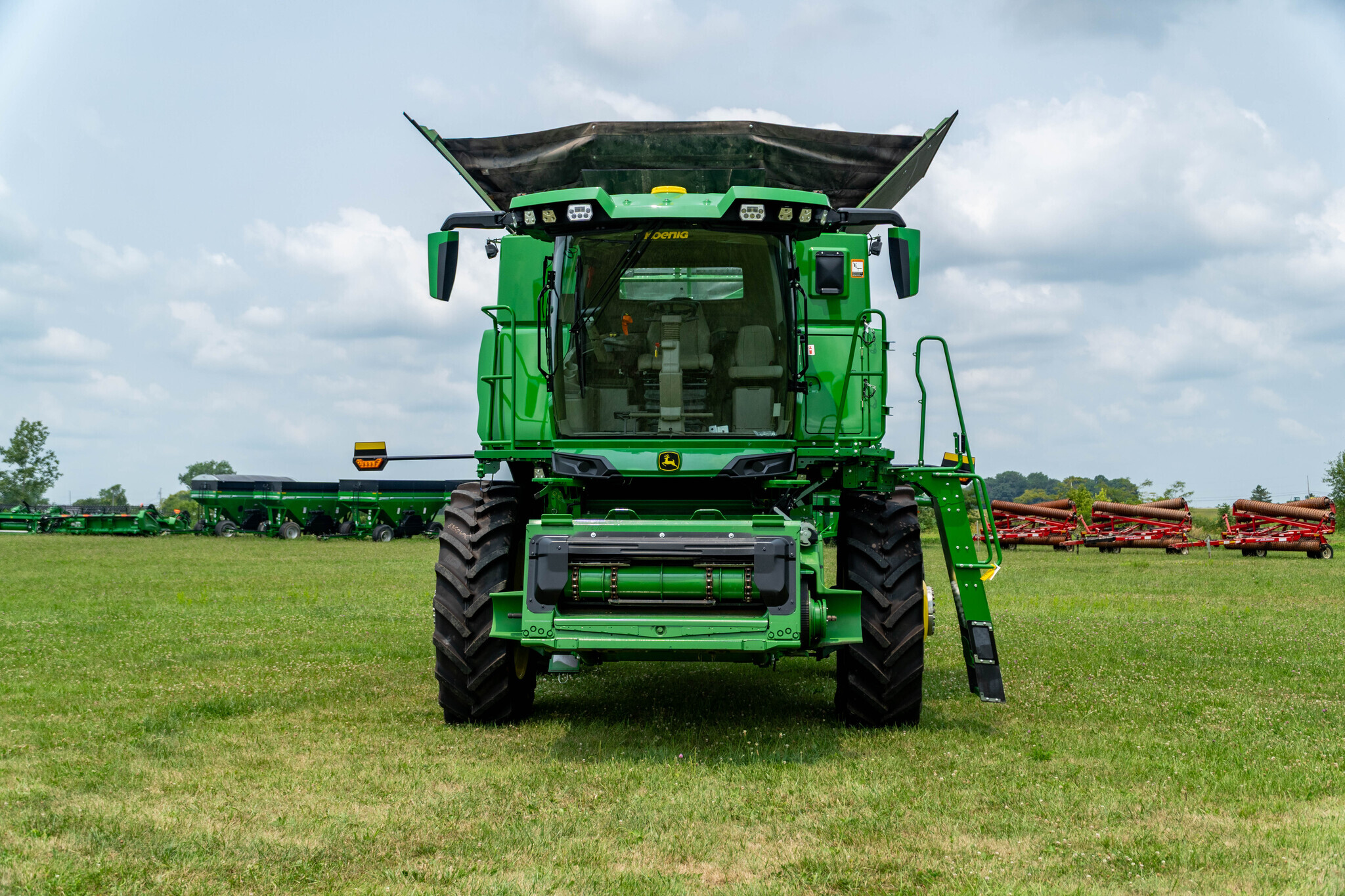 2025 John Deere S7 600 Combine