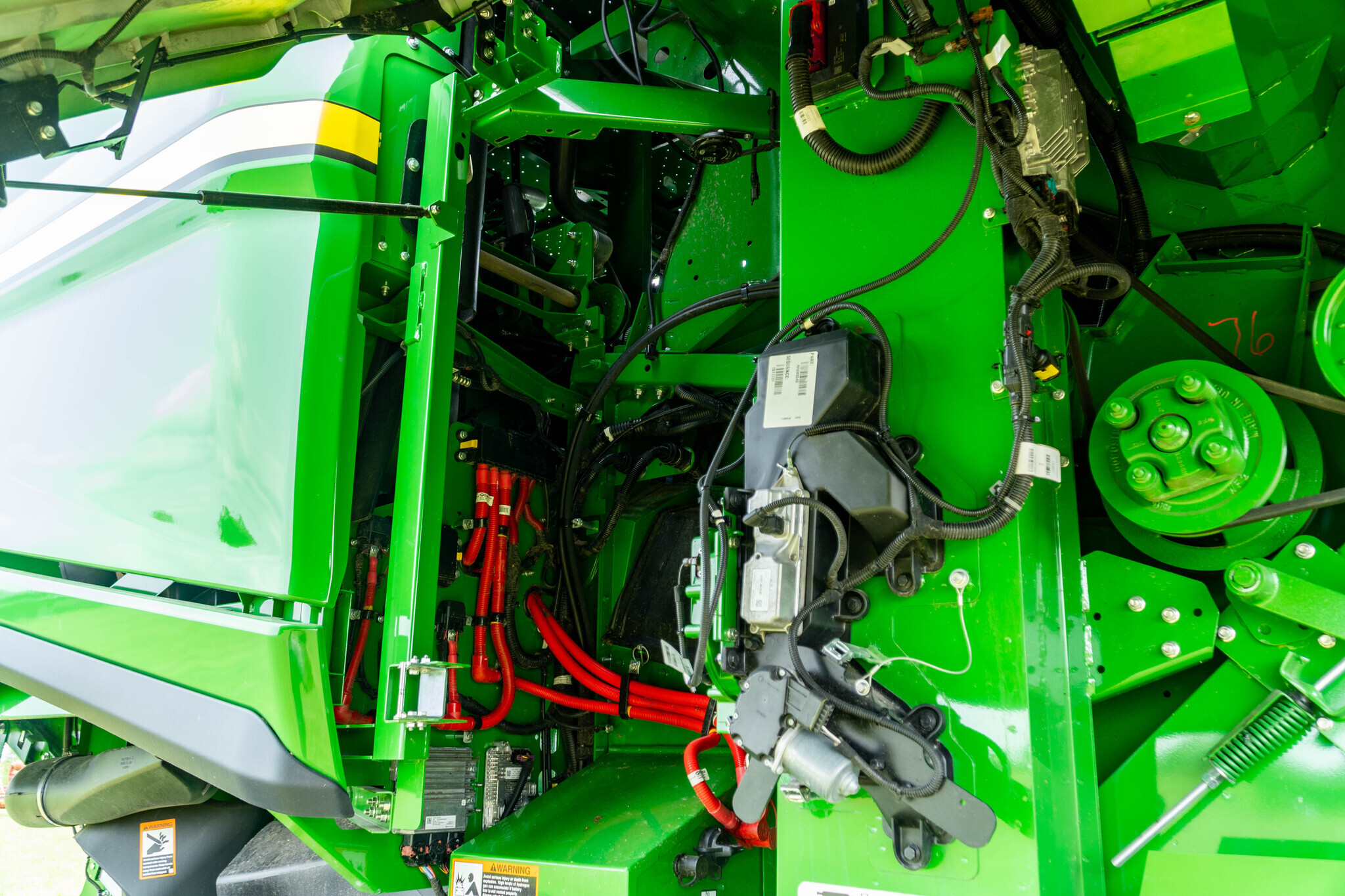 2025 John Deere S7 600 Combine