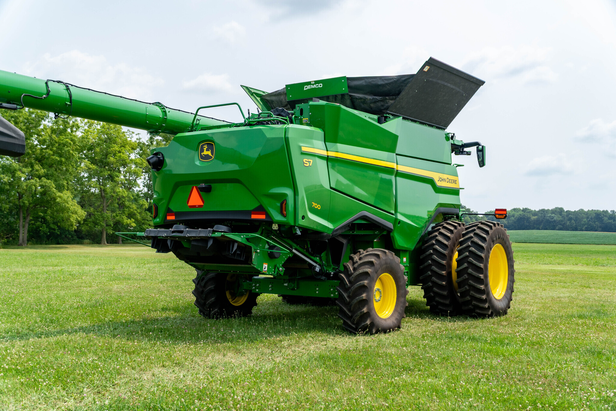 2025 John Deere S7 700 Combine