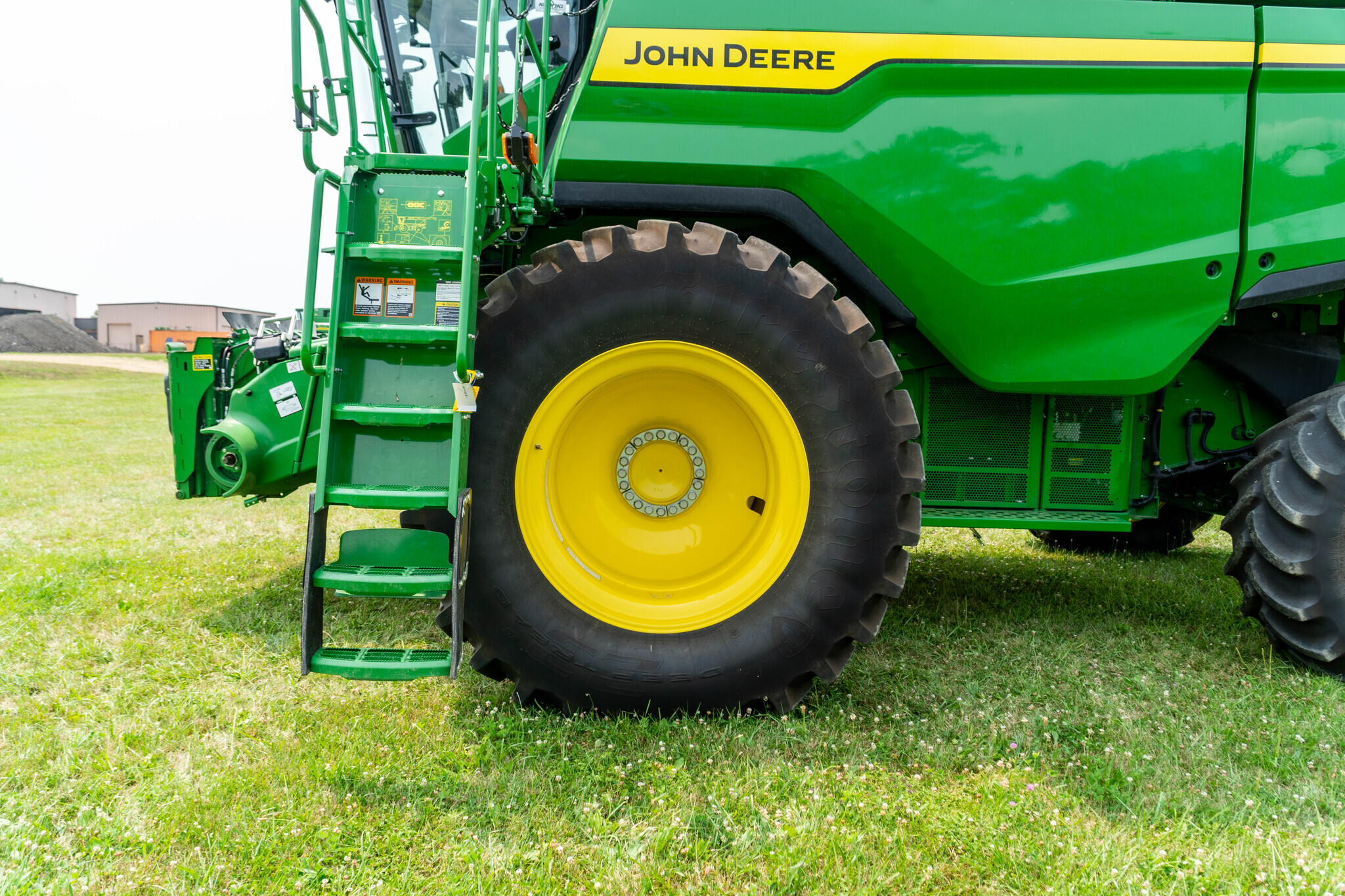 2025 John Deere S7 700 Combine