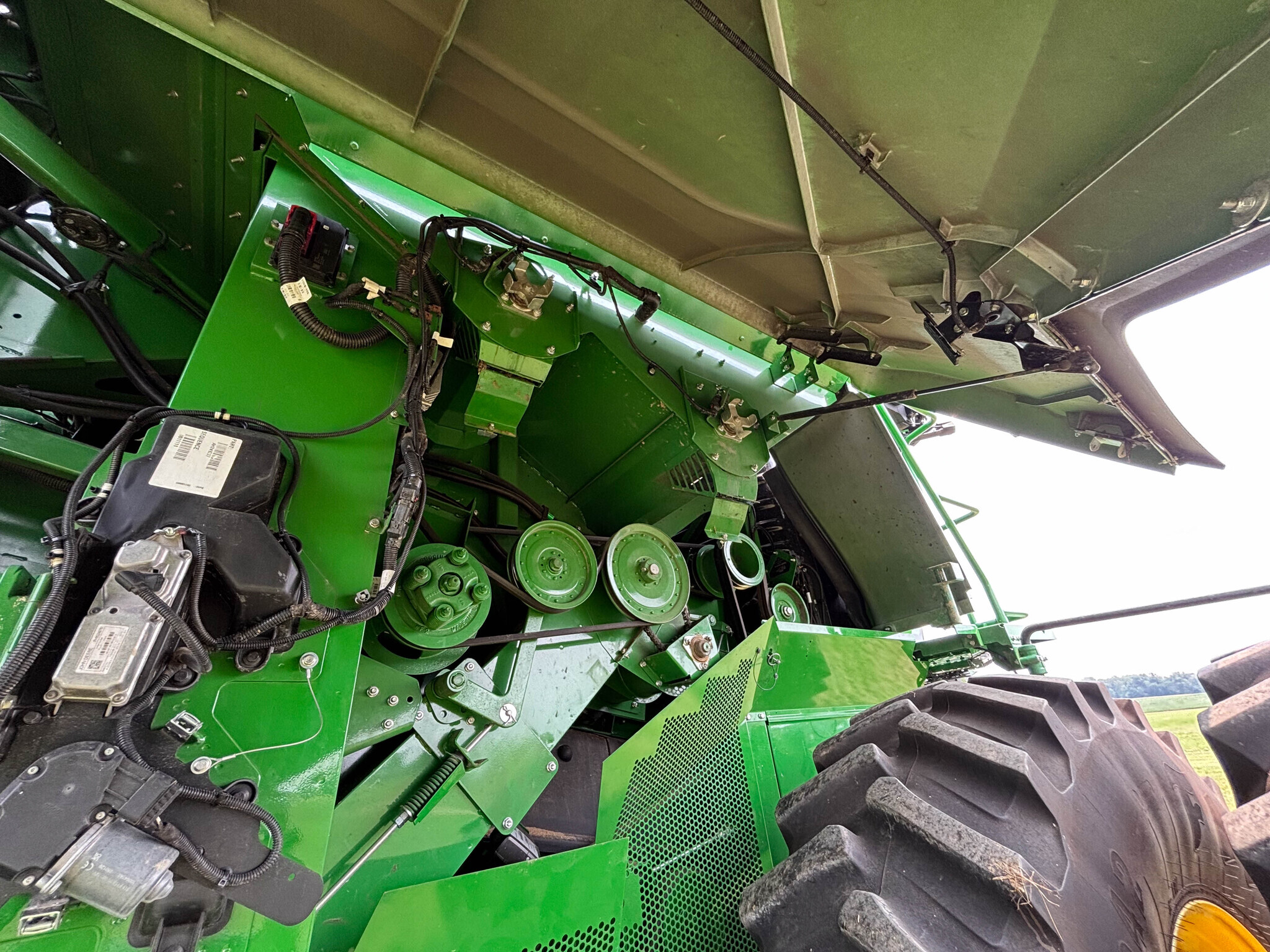 2025 John Deere S7 700 Combine