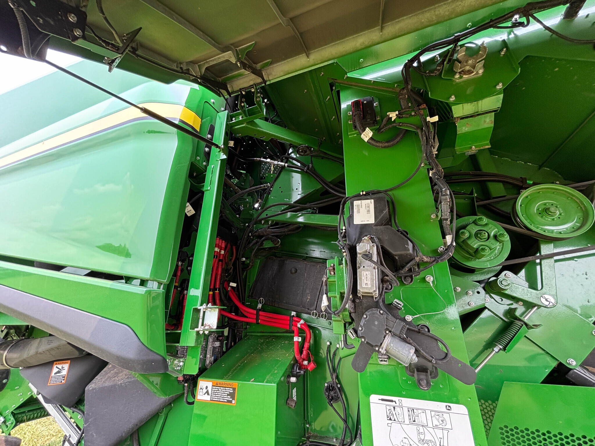 2025 John Deere S7 700 Combine