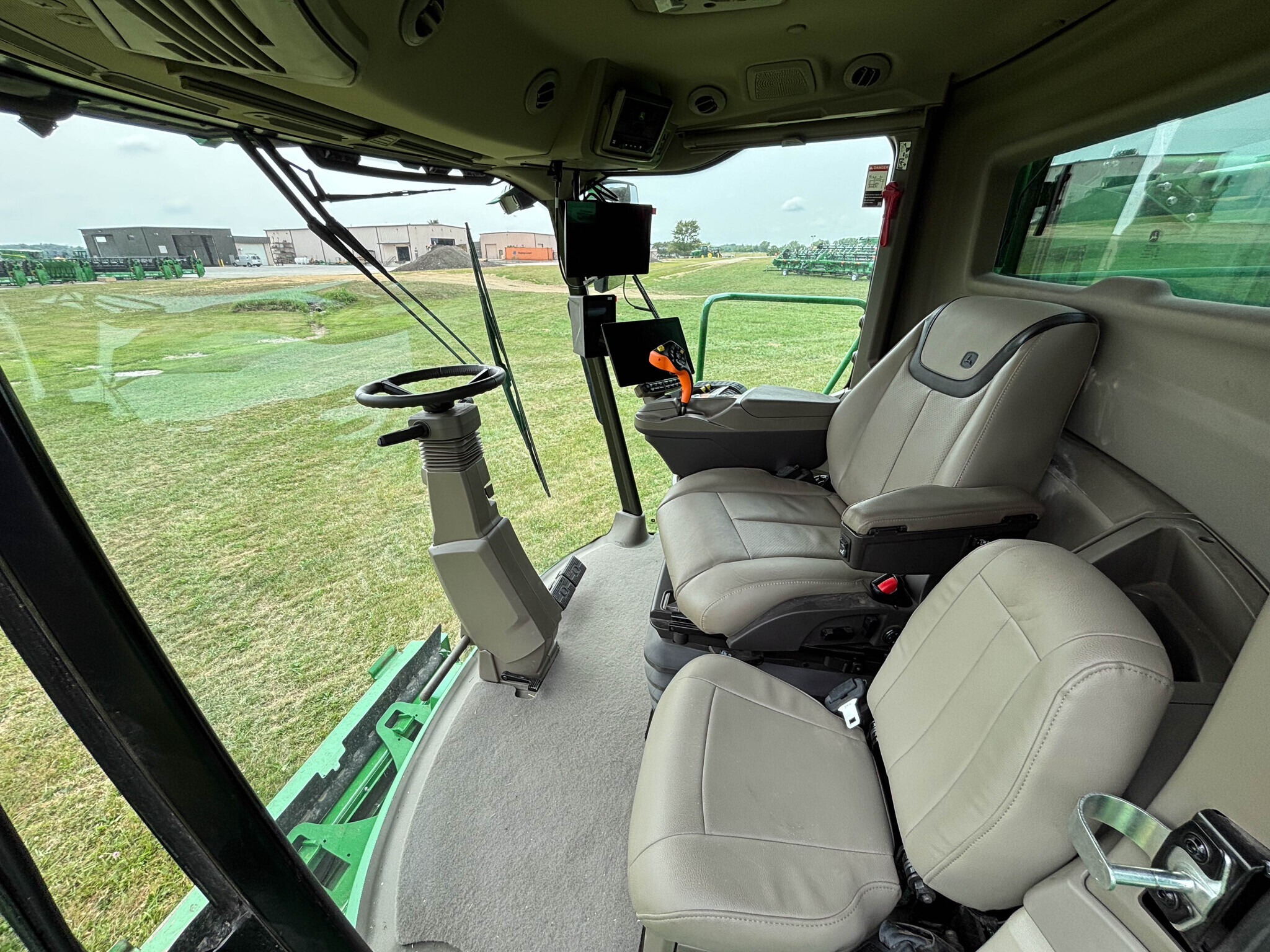 2025 John Deere S7 700 Combine