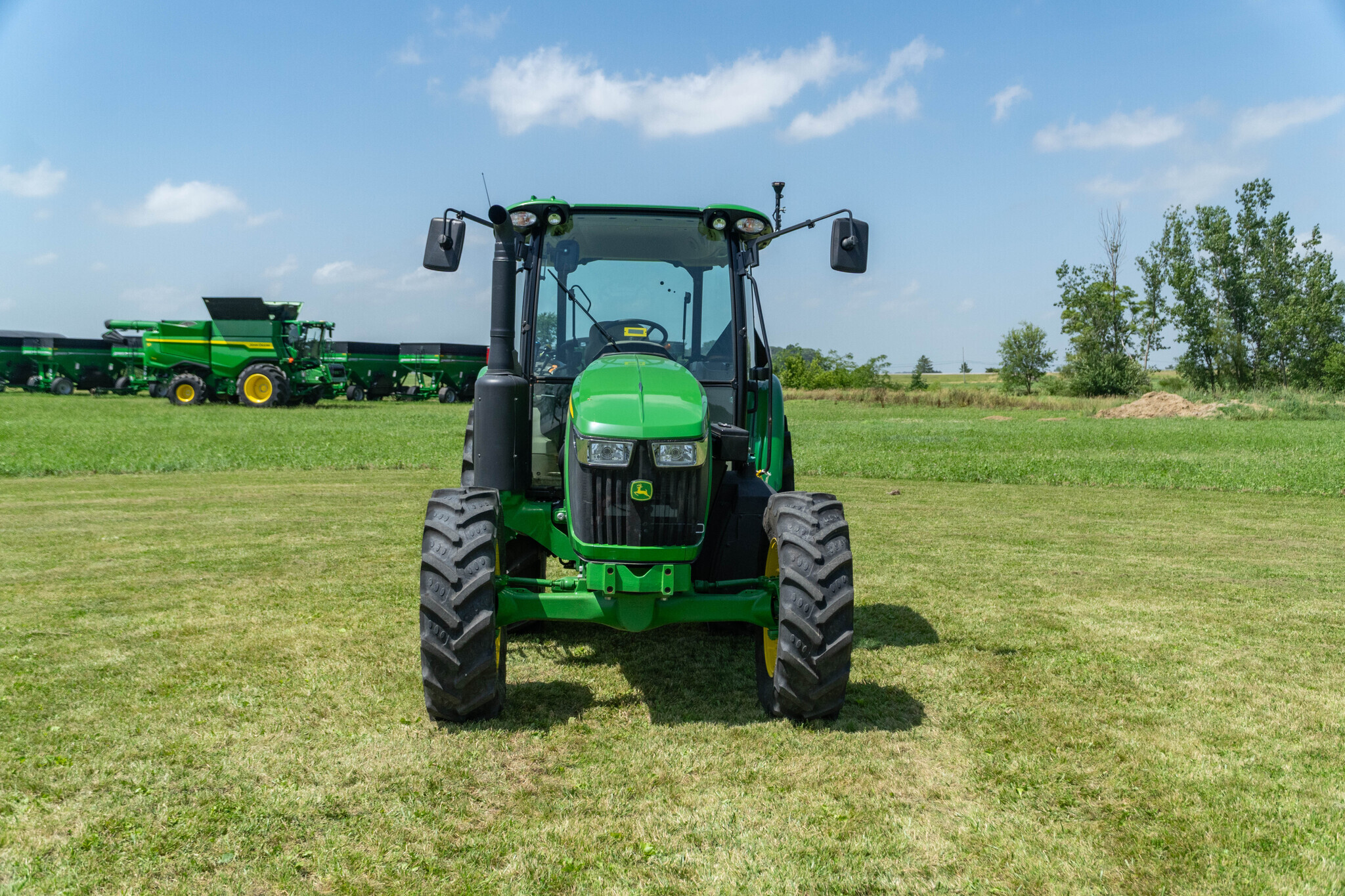 2023 John Deere 5105M Tractor