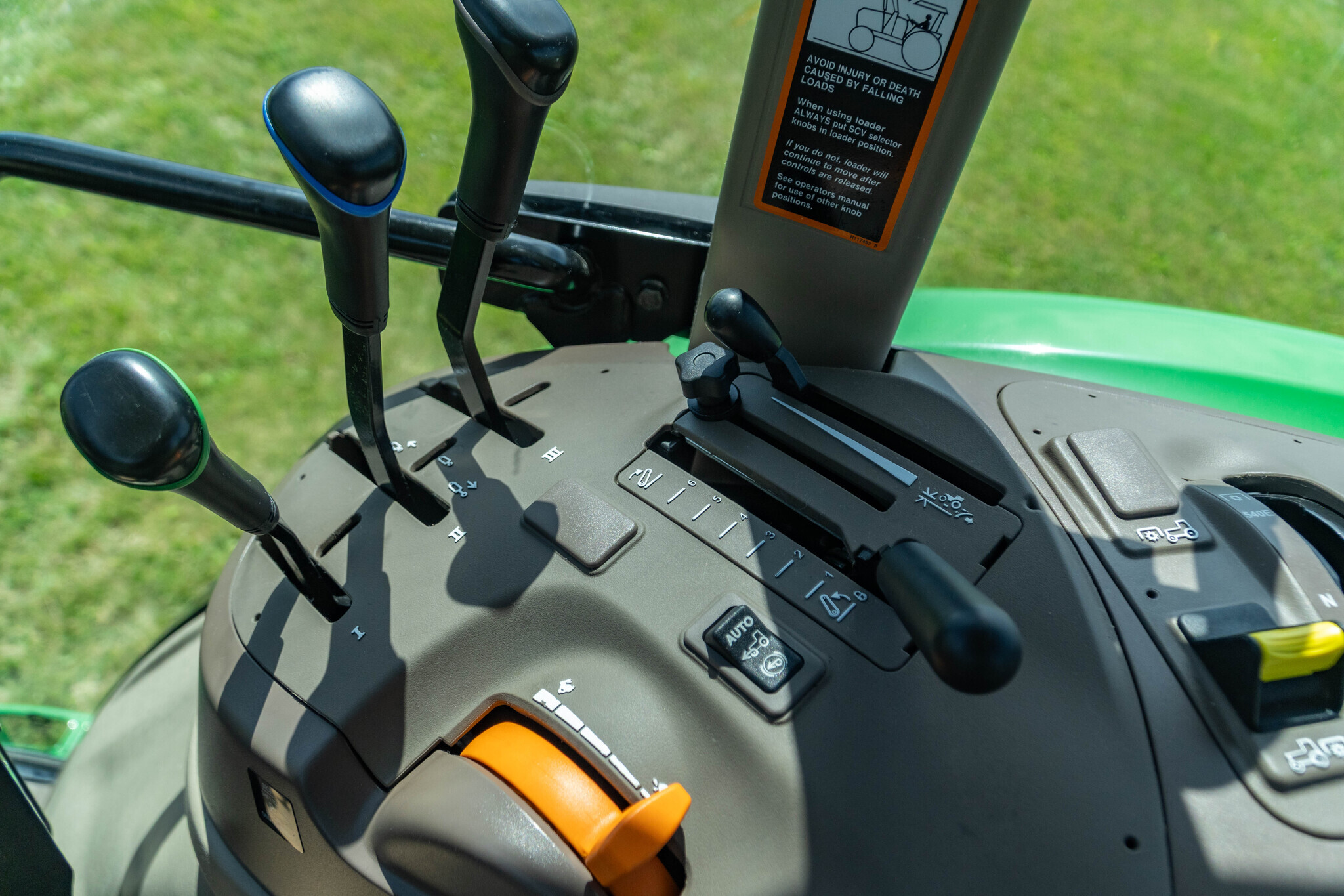 2023 John Deere 5105M Tractor