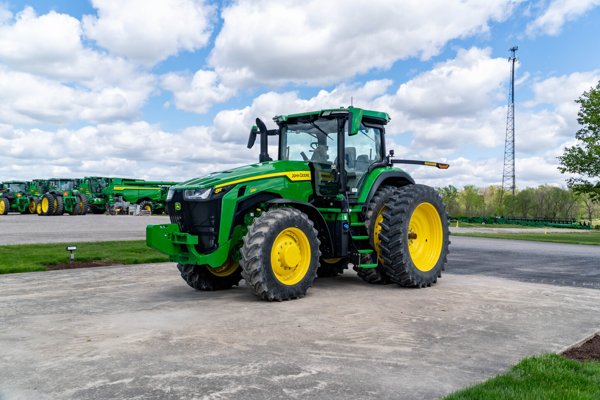 2023 John Deere 8R 280 Tractor