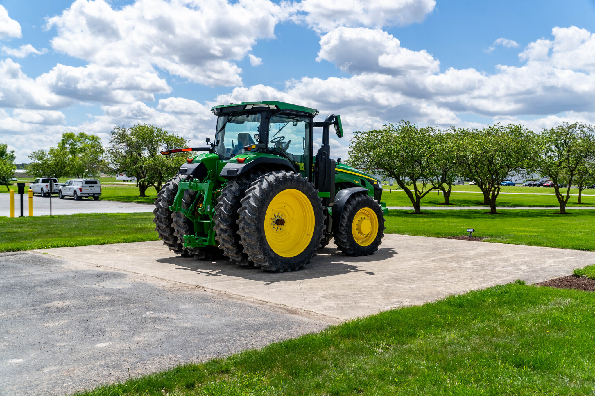 2023 John Deere 8R 280 Tractor