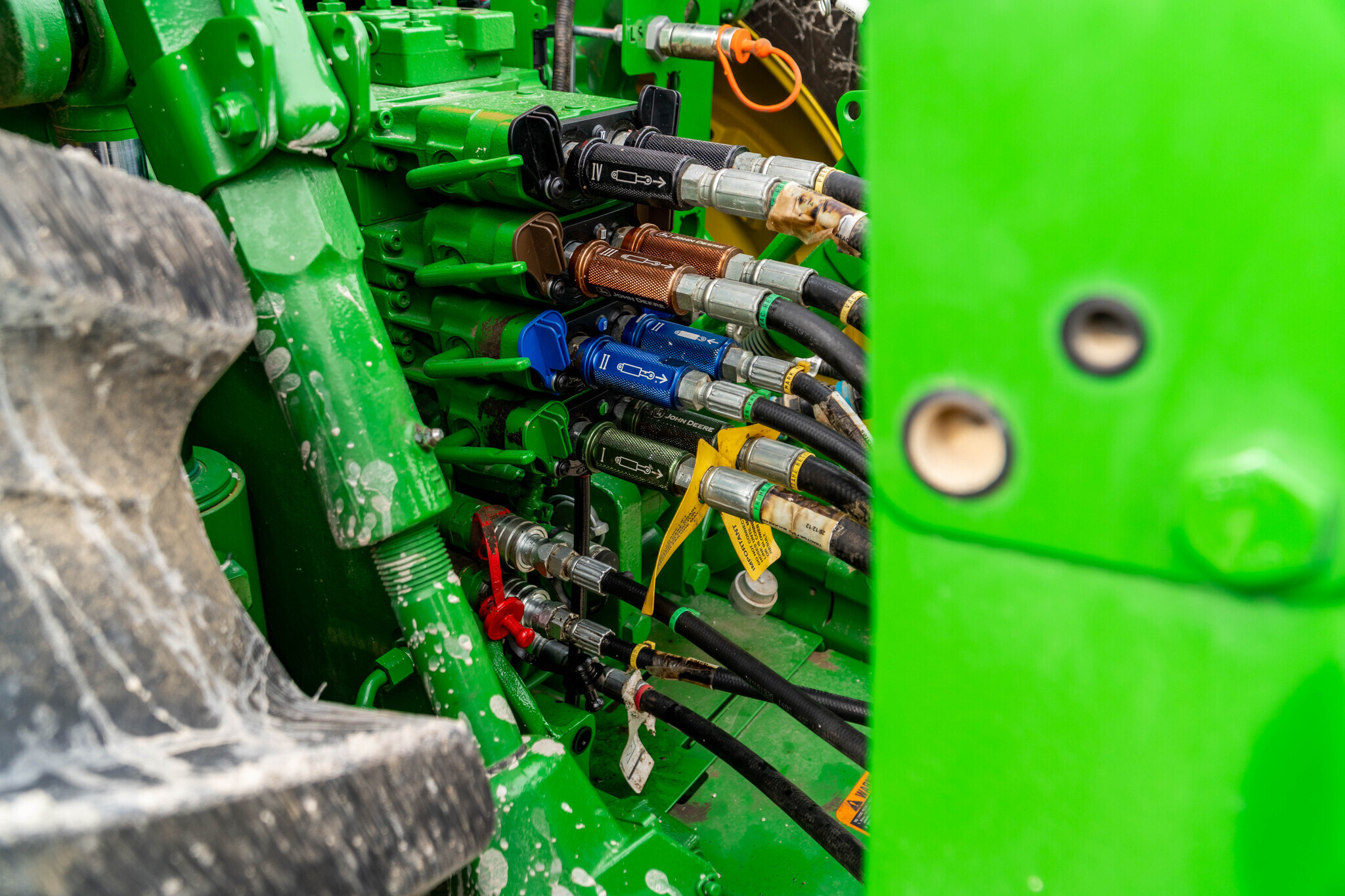 2023 John Deere 8R 280 Tractor