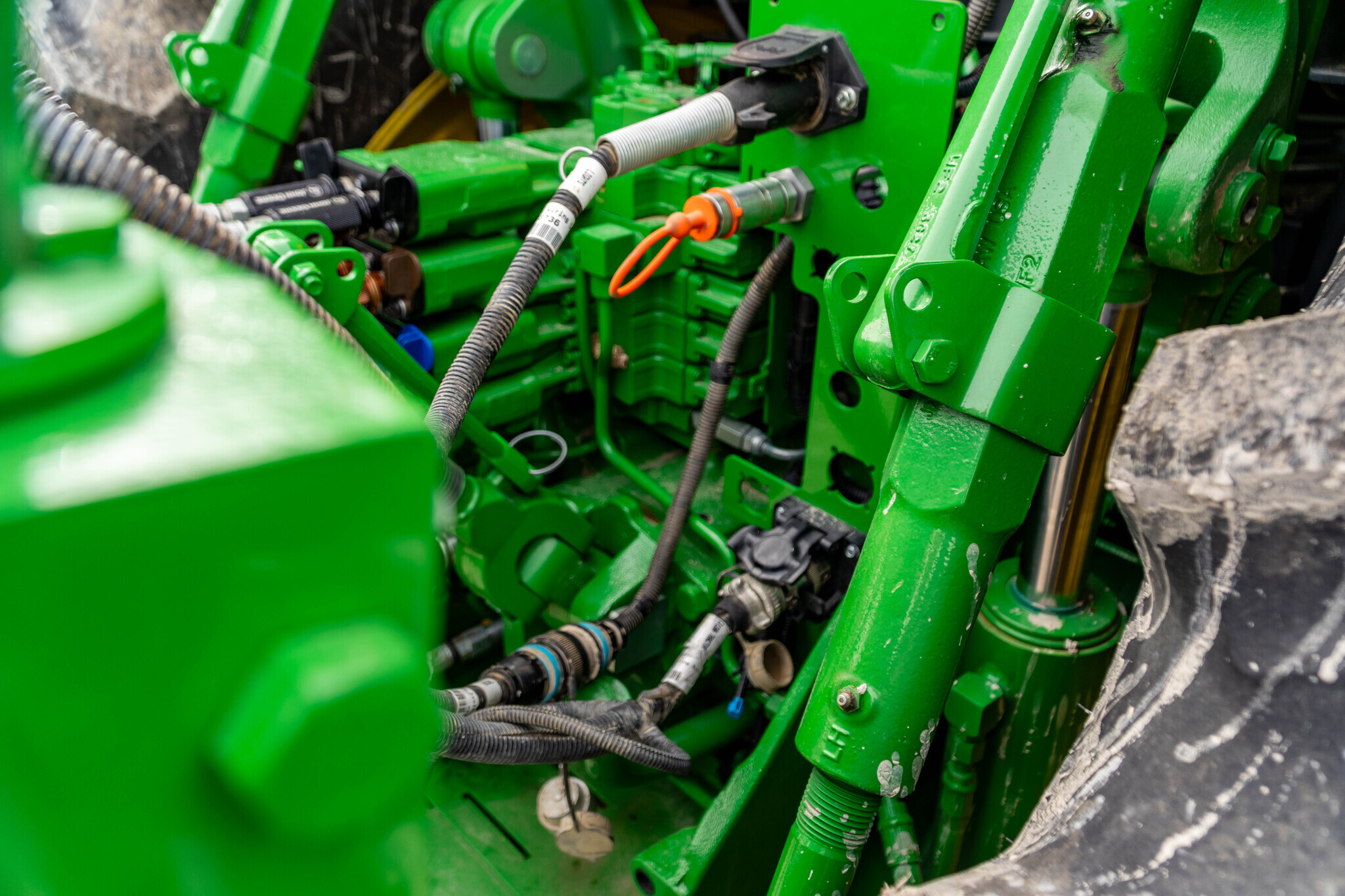 2023 John Deere 8R 280 Tractor