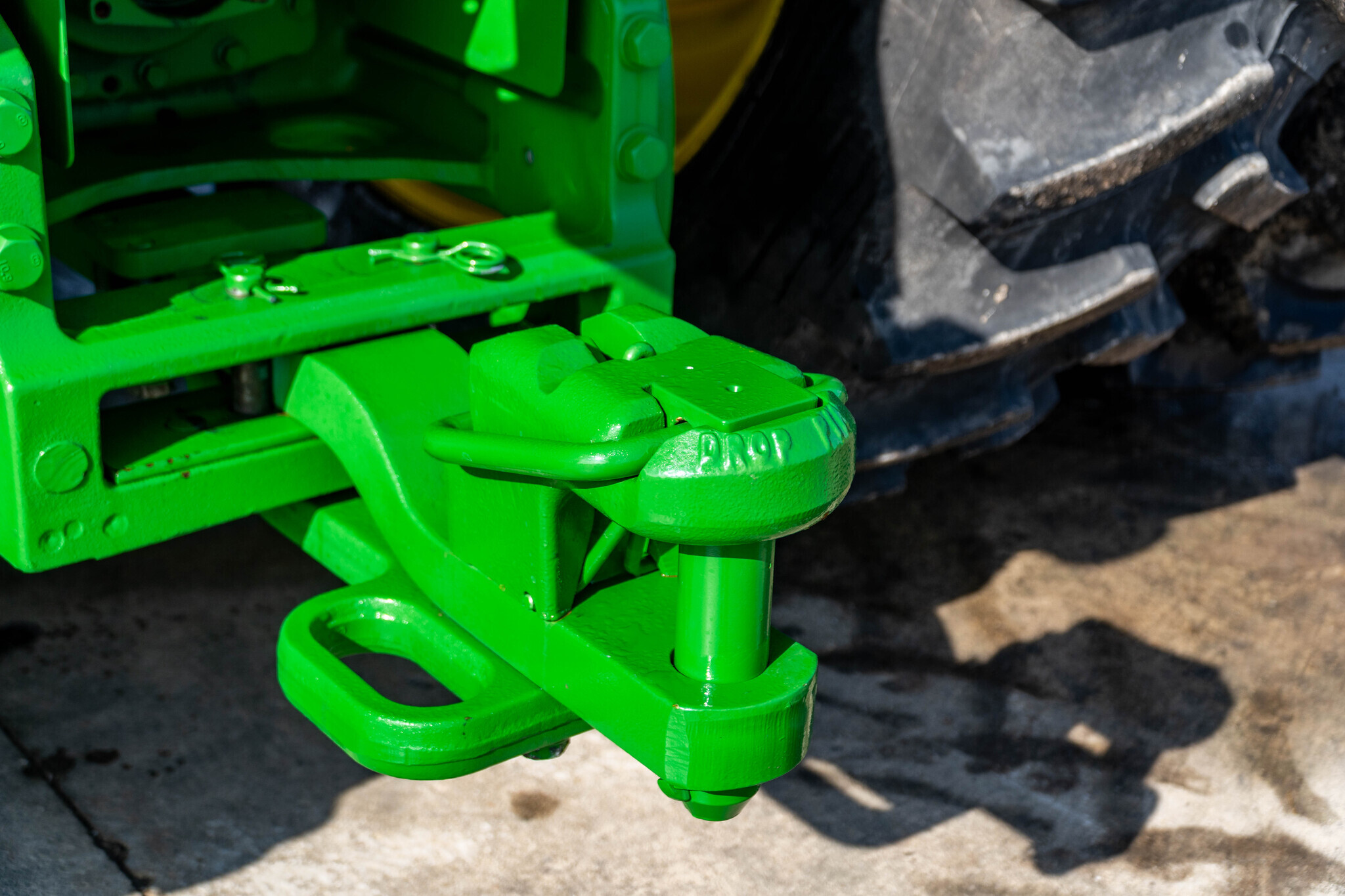 2023 John Deere 8R 250 Tractor