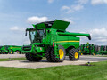 2024 John Deere S780 Combine