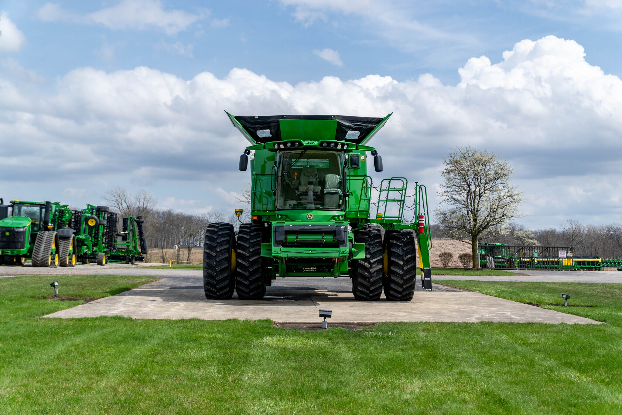 2024 John Deere S780 Combine