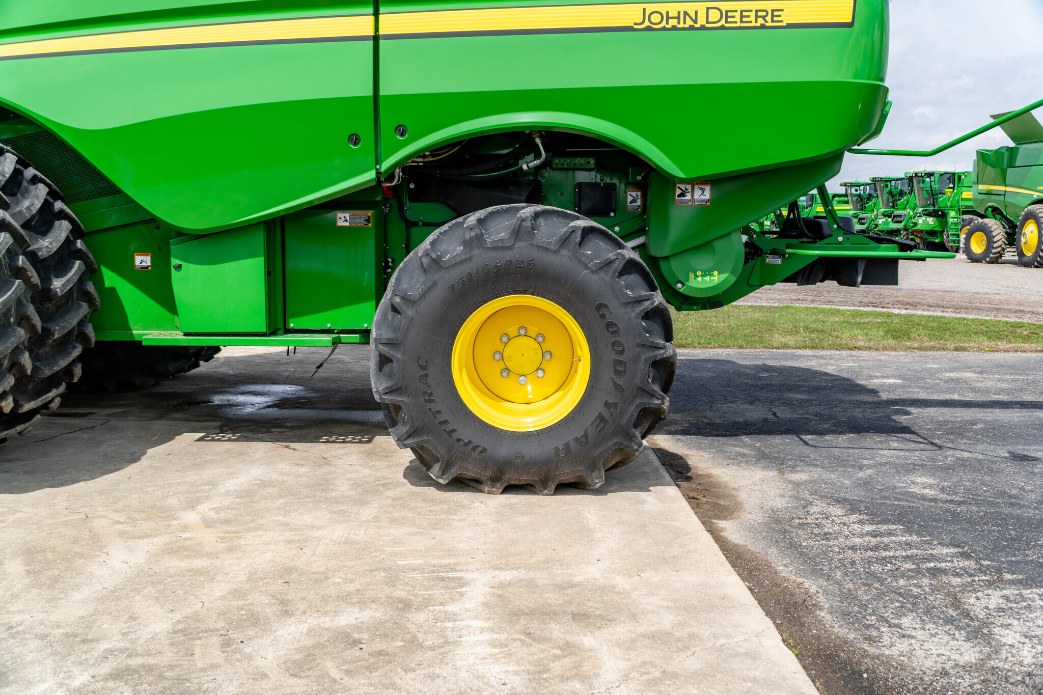 2024 John Deere S780 Combine