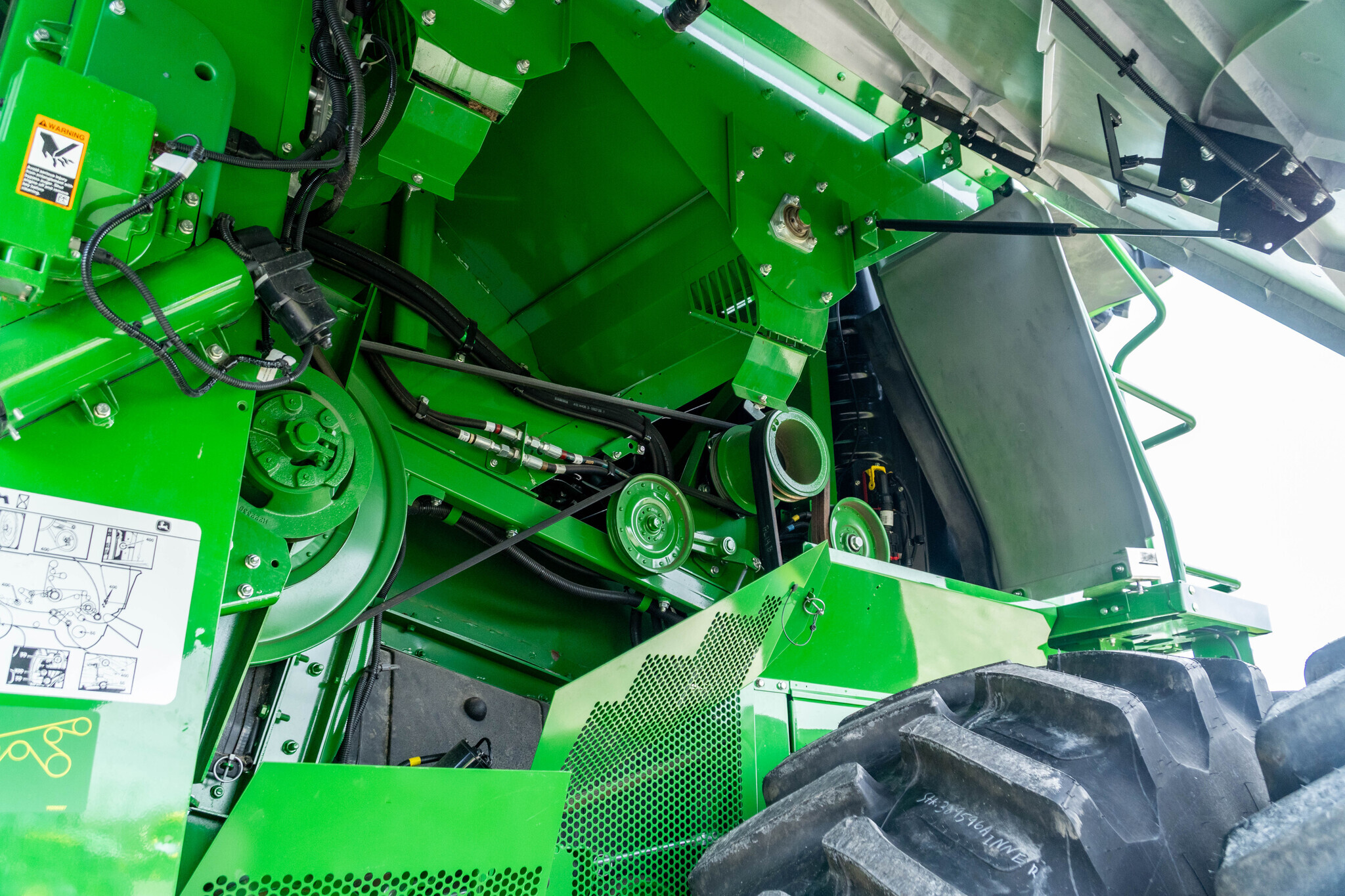 2024 John Deere S780 Combine