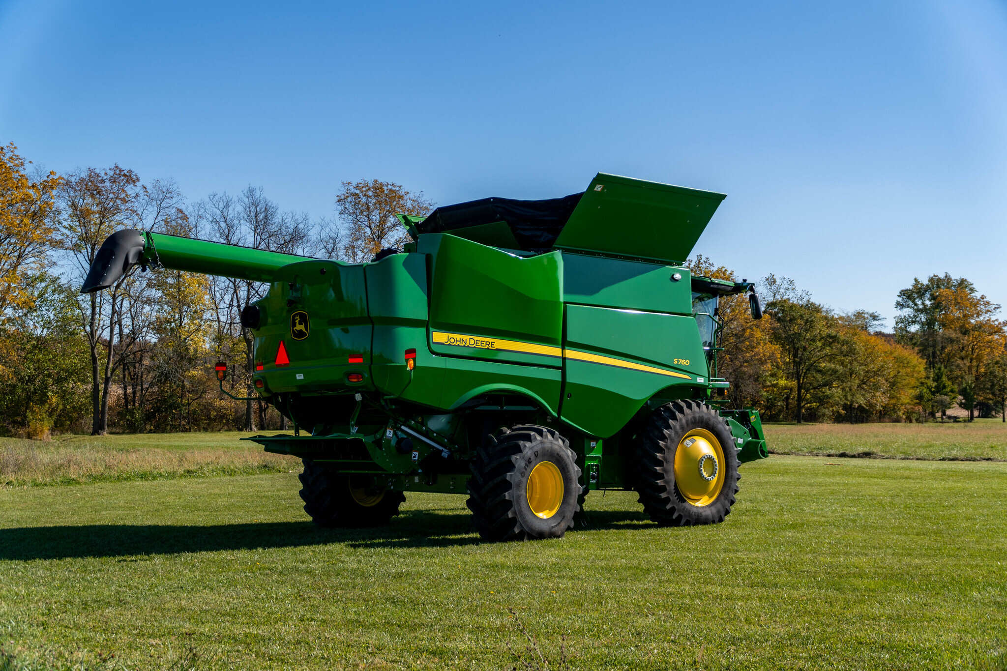 2023 John Deere S760 Combine