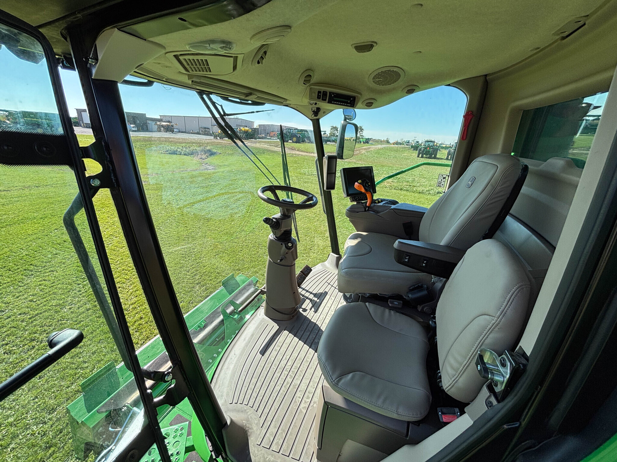 2023 John Deere S760 Combine