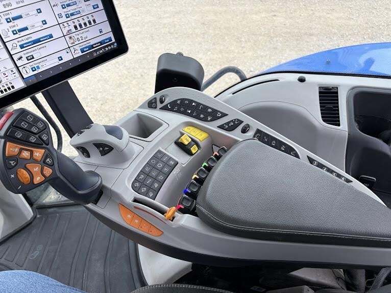 2024 New Holland T8.410 Tractor