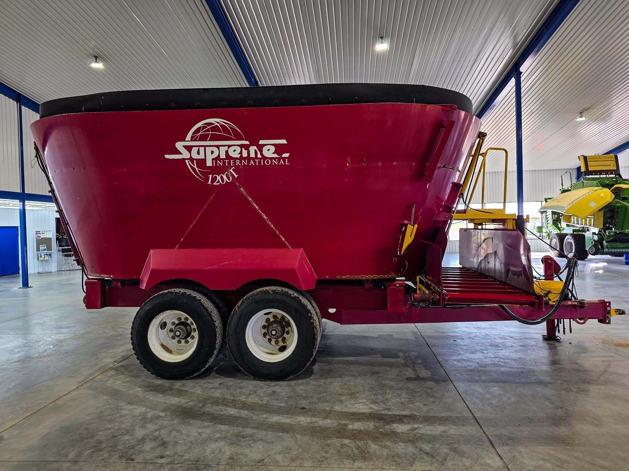 2019 Supreme International 1200T Grinders and Mixer