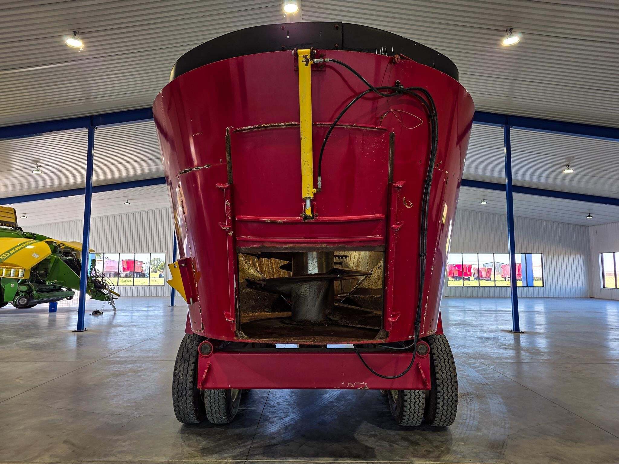 2019 Supreme International 1200T Grinders and Mixer