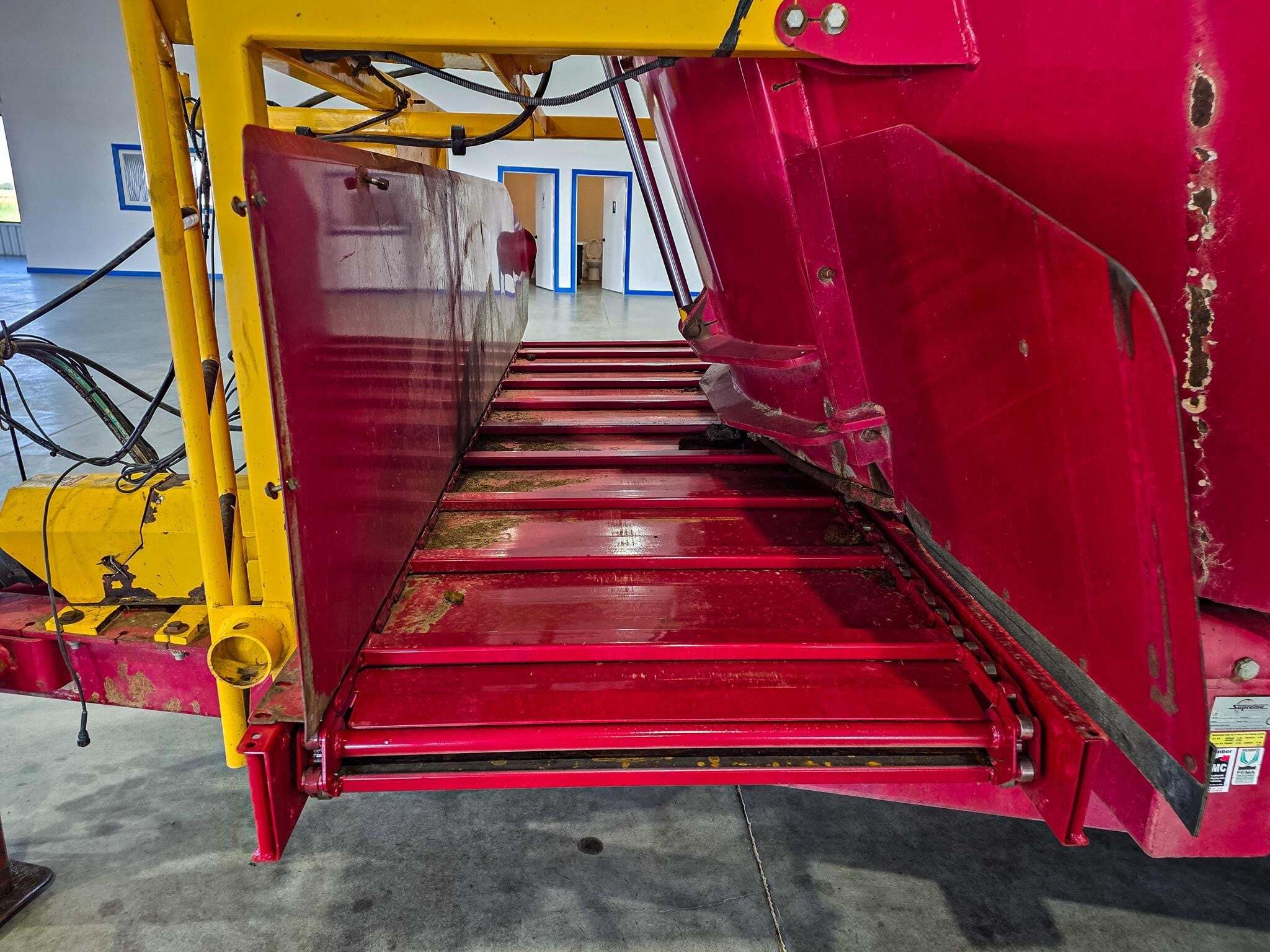 2019 Supreme International 1200T Grinders and Mixer